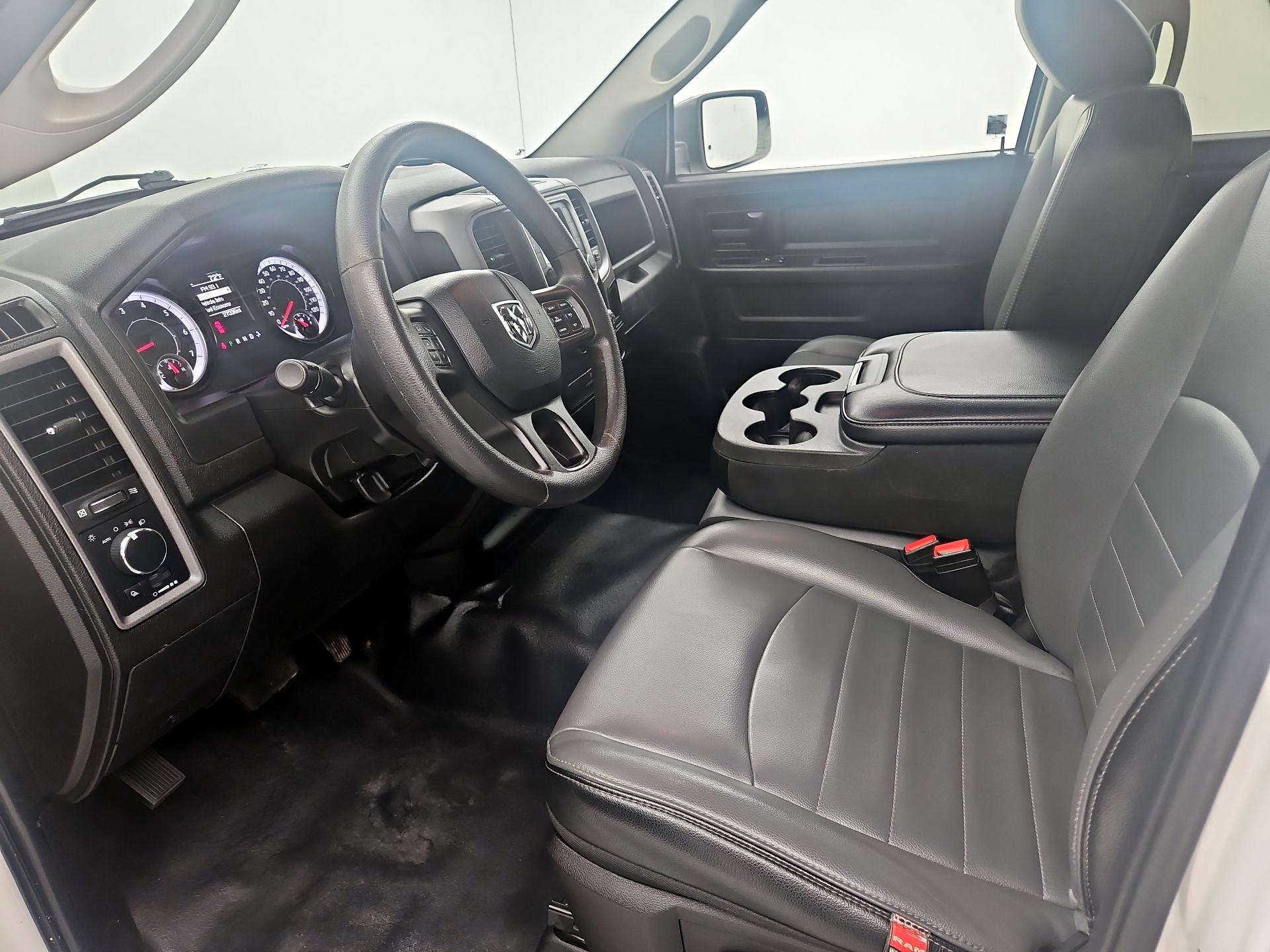 Thumbnail: 2021 RAM 1500 Classic - 11