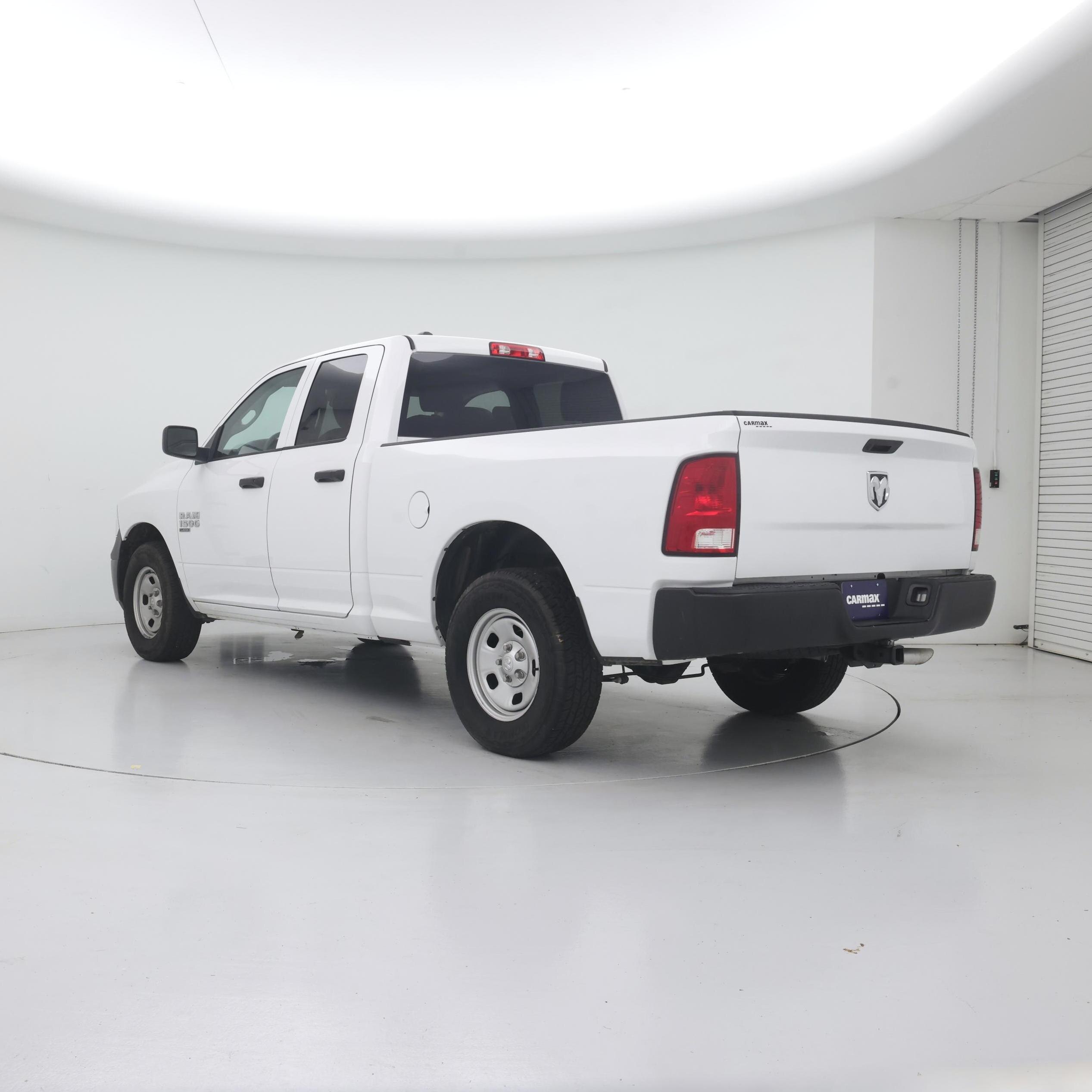 Thumbnail: 2021 RAM 1500 Classic - 2