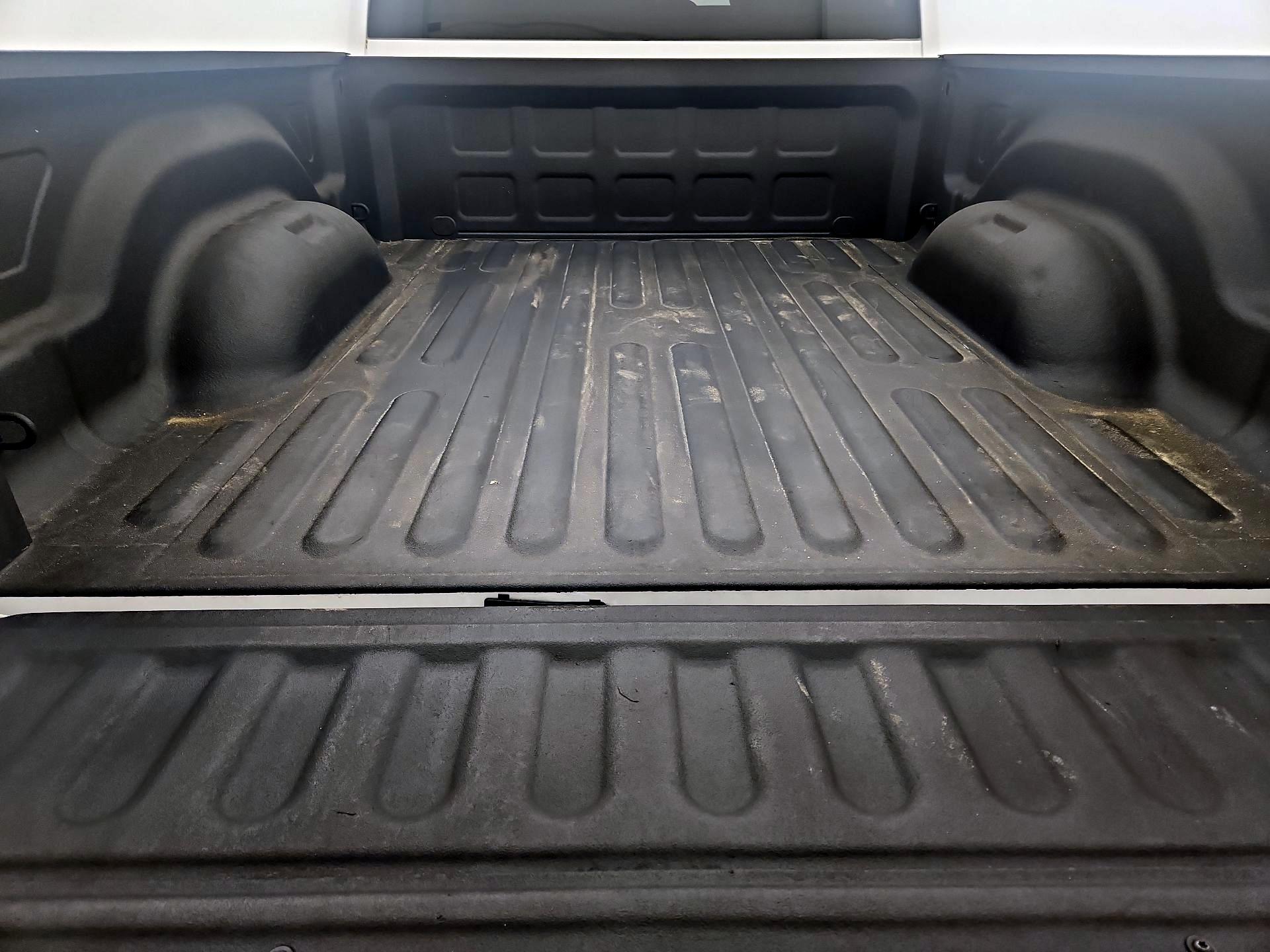 Thumbnail: 2021 RAM 1500 Classic - 20