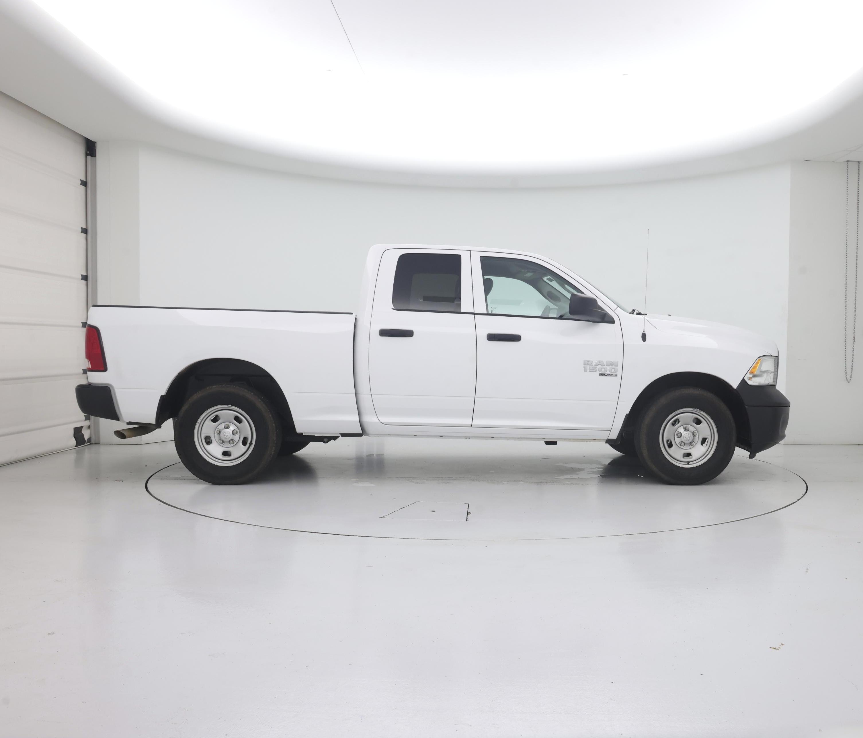 Thumbnail: 2021 RAM 1500 Classic - 7
