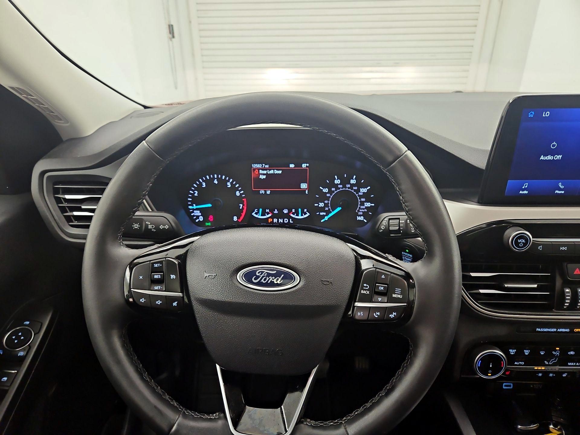 Thumbnail: 2022 Ford Escape - 10