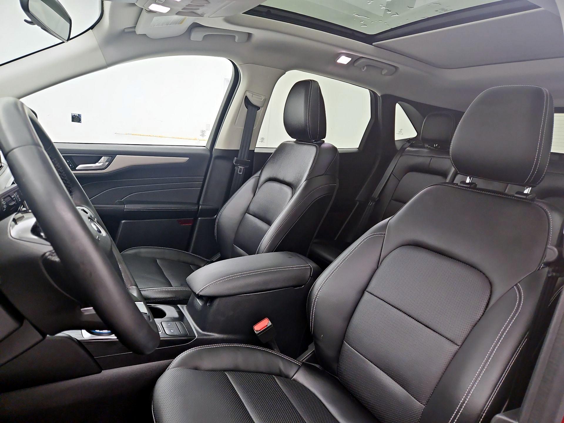 Thumbnail: 2022 Ford Escape - 11