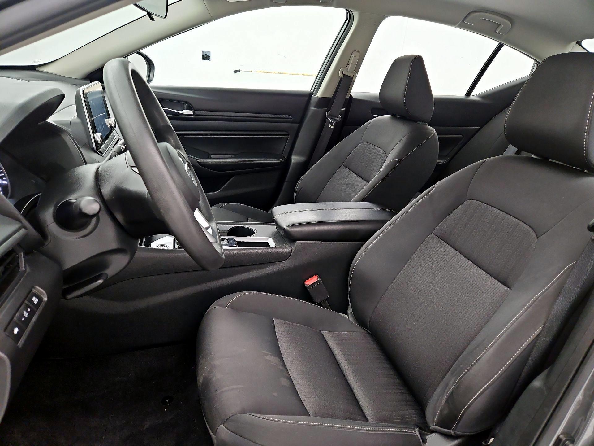 Thumbnail: 2020 Nissan Altima - 11