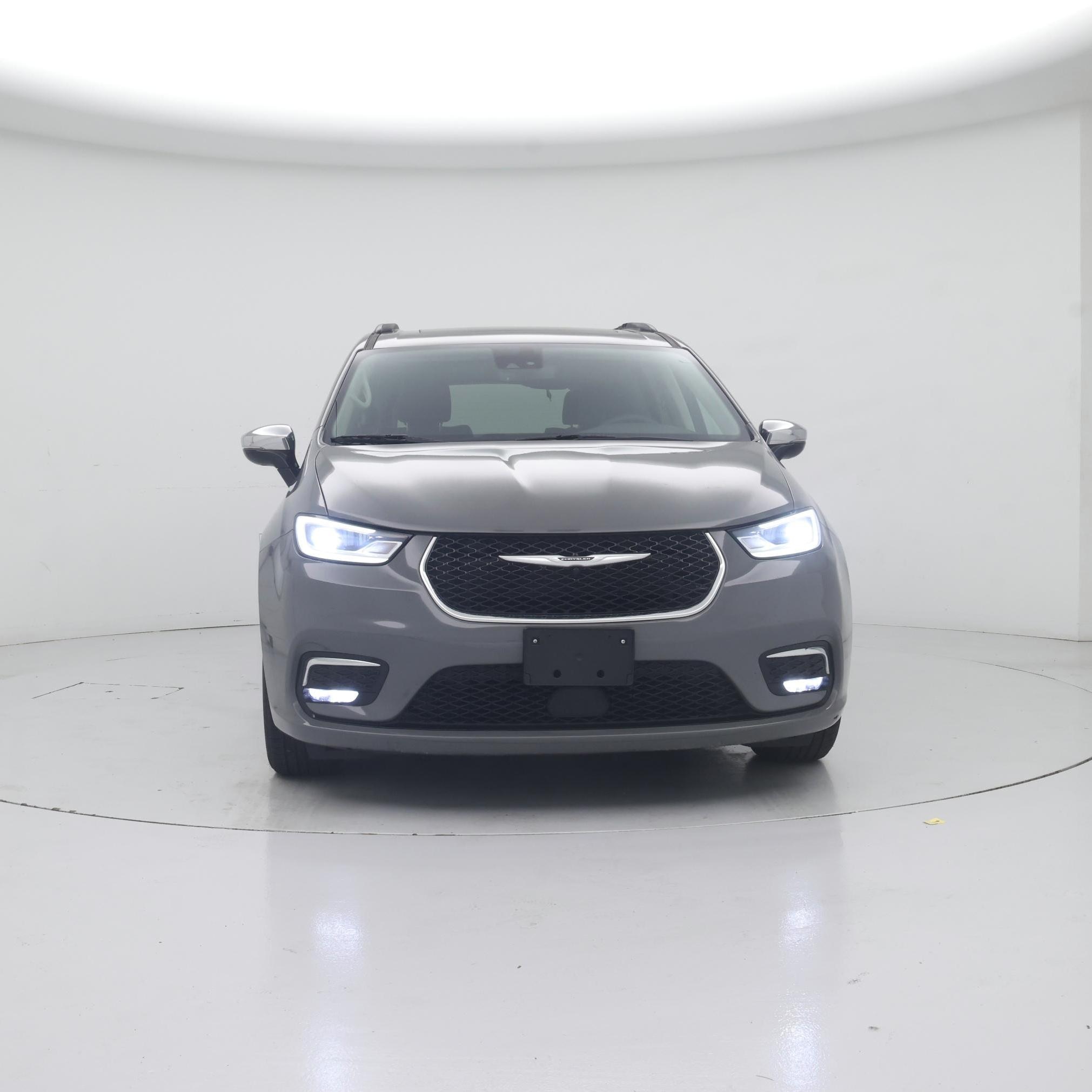 Thumbnail: 2023 Chrysler Pacifica - 5