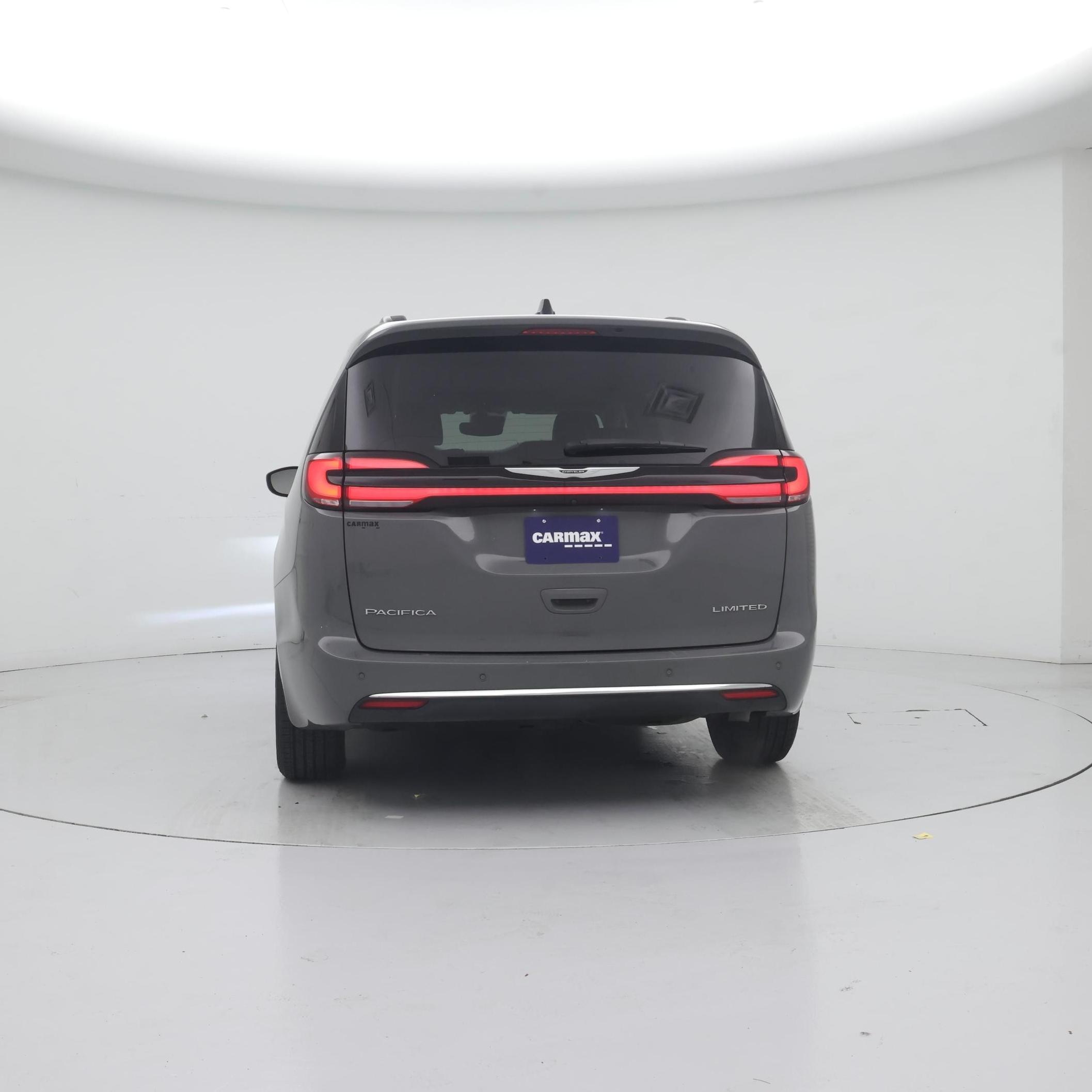 Thumbnail: 2023 Chrysler Pacifica - 6