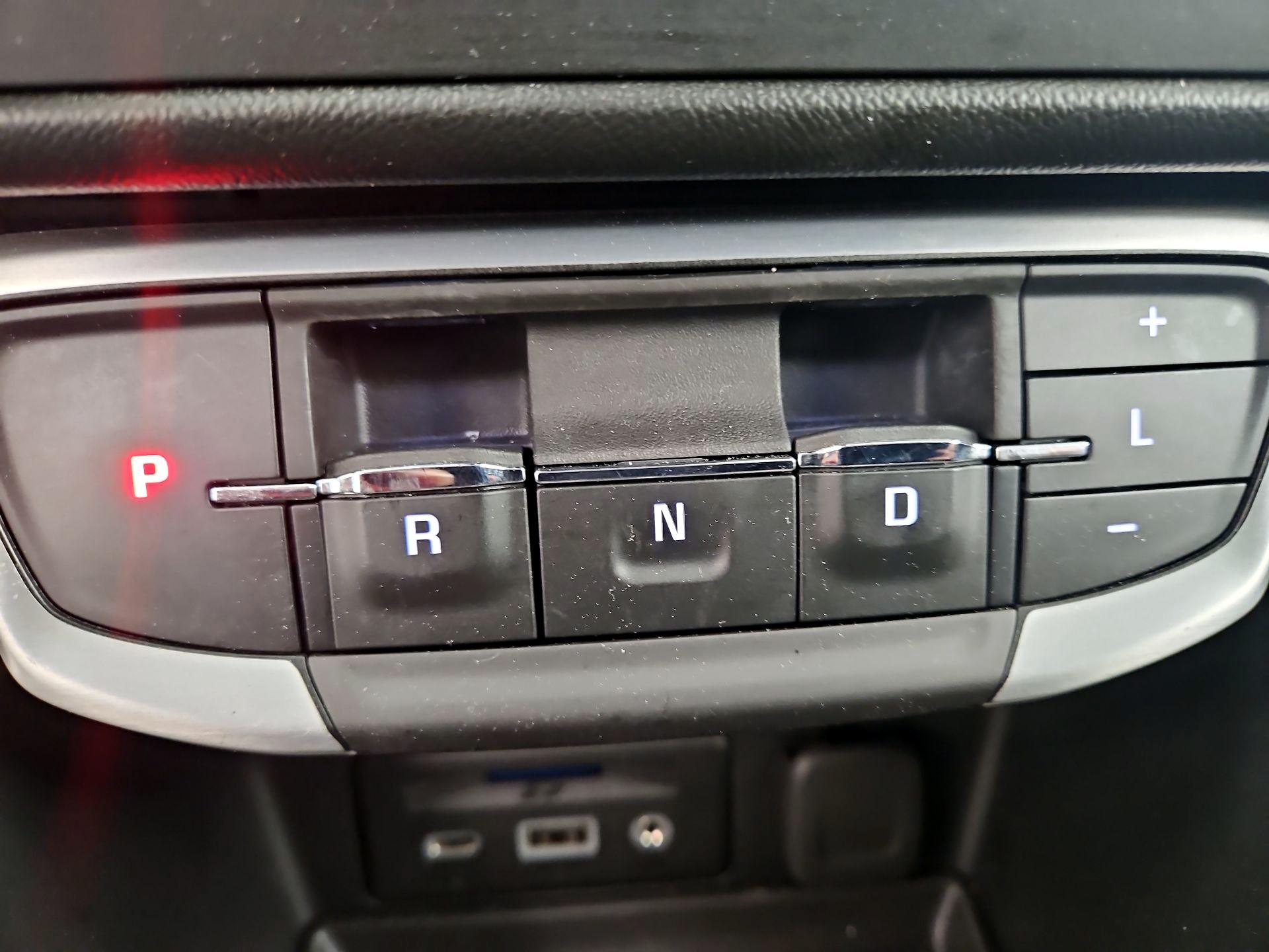 Thumbnail: 2022 GMC Terrain - 17