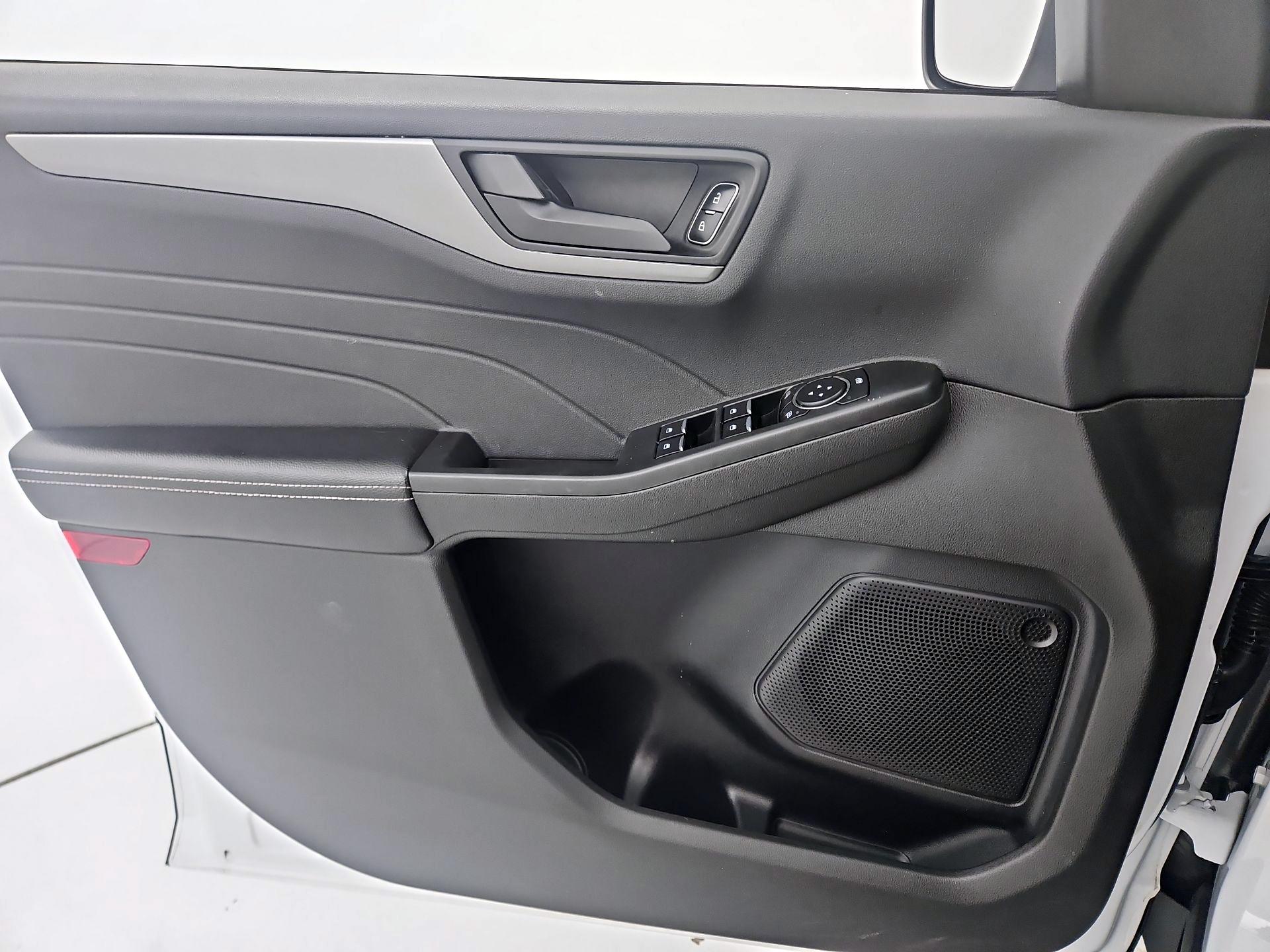 Thumbnail: 2024 Ford Escape - 10