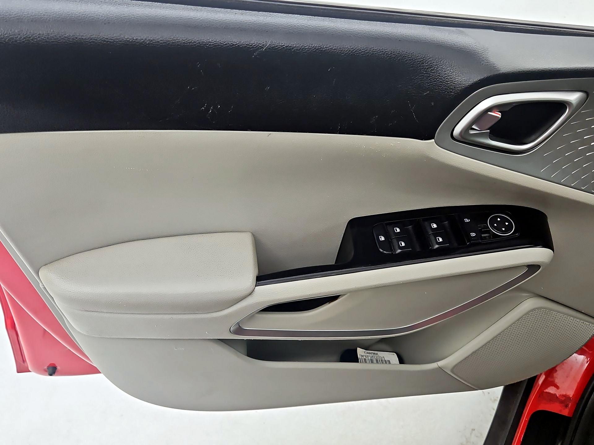 Thumbnail: 2022 Kia Soul - 12