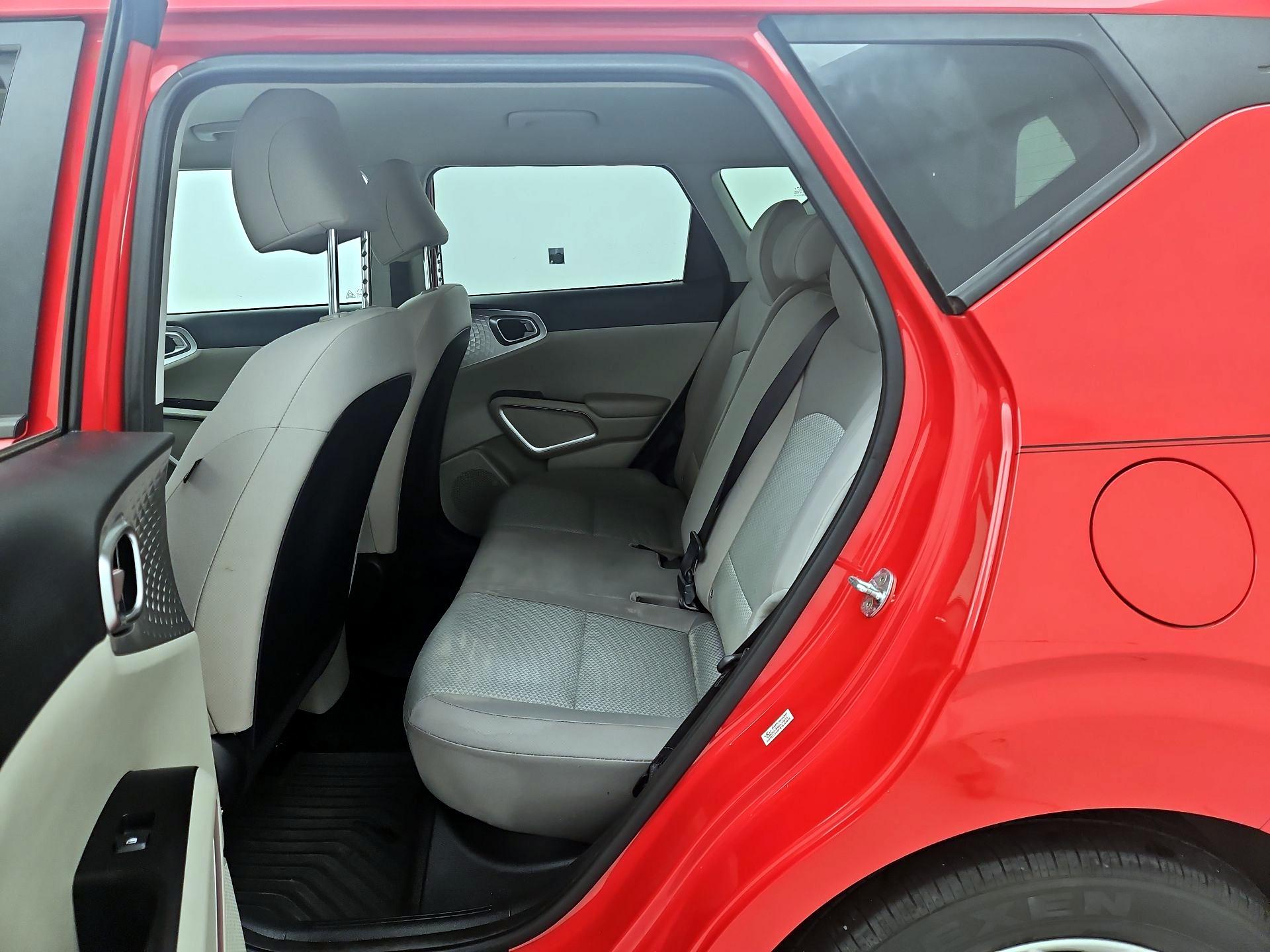 Thumbnail: 2022 Kia Soul - 18