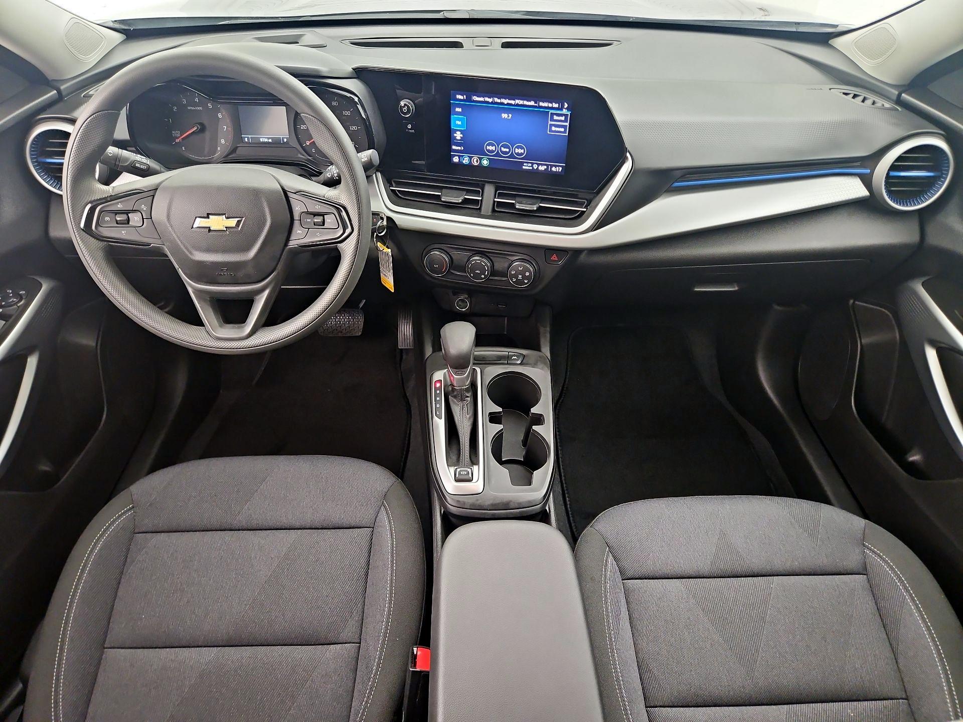 Thumbnail: 2025 Chevrolet Trax - 9