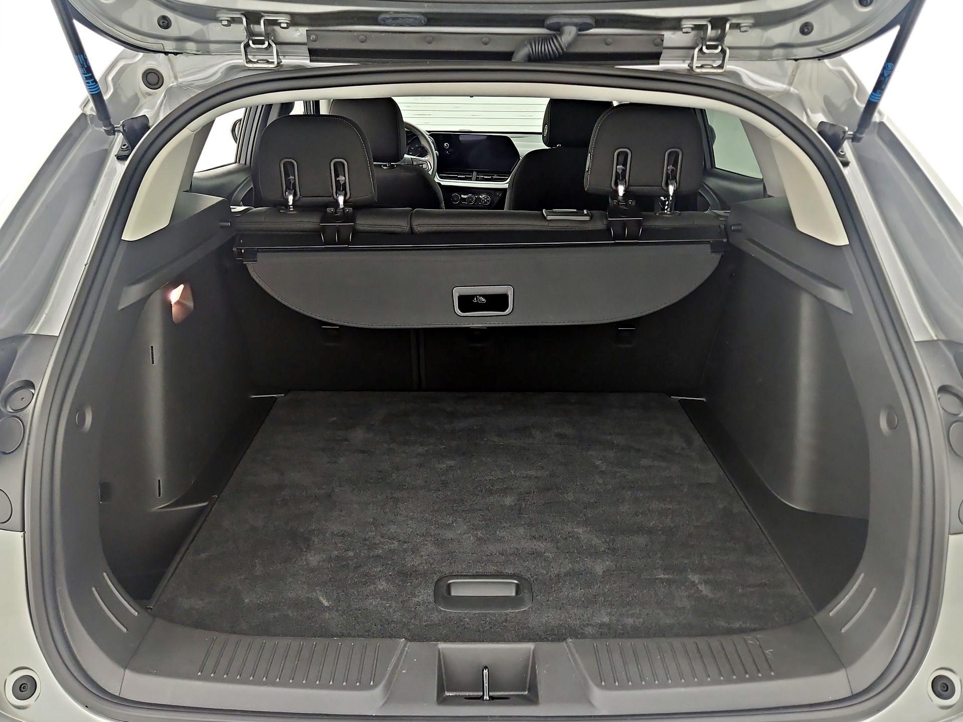 Thumbnail: 2025 Chevrolet Trax - 20