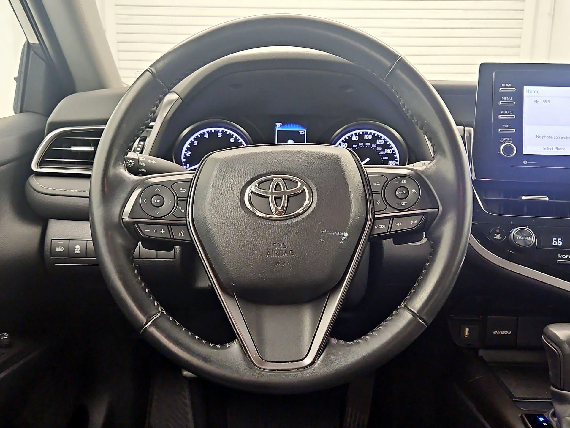 Thumbnail: 2023 Toyota Camry - 10