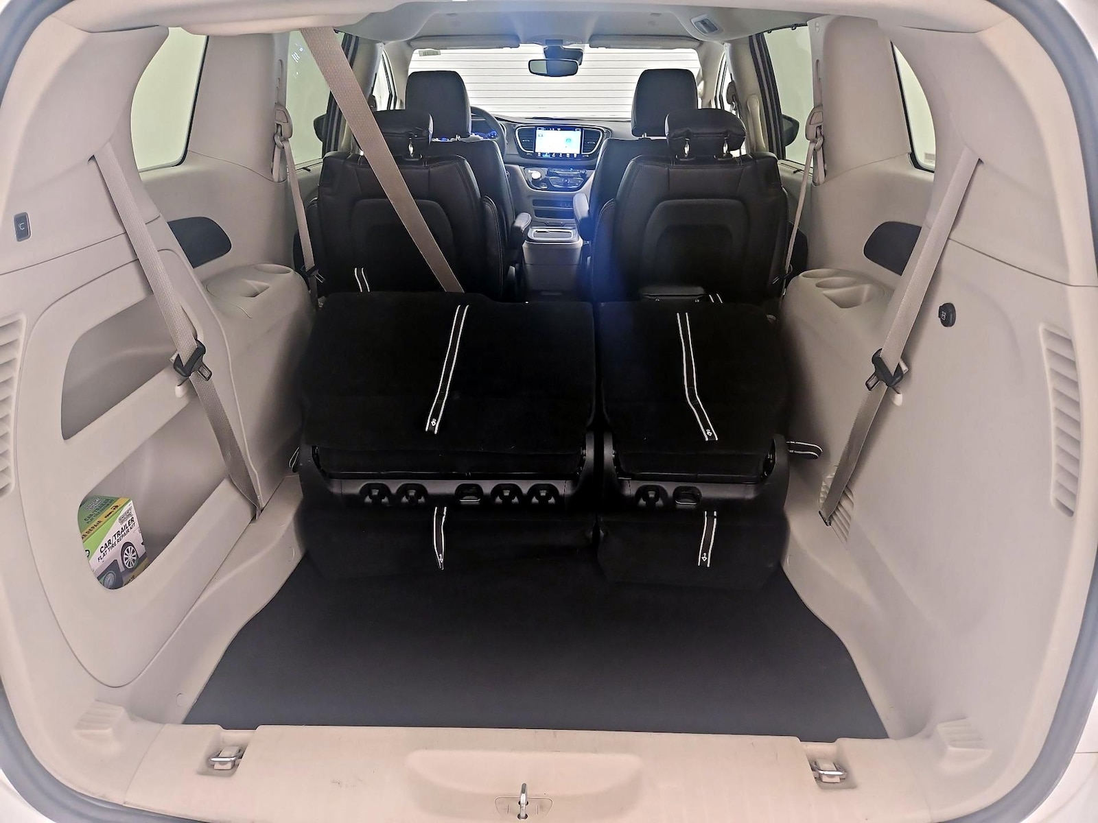 2024 Chrysler Pacifica Touring L - Photo 23