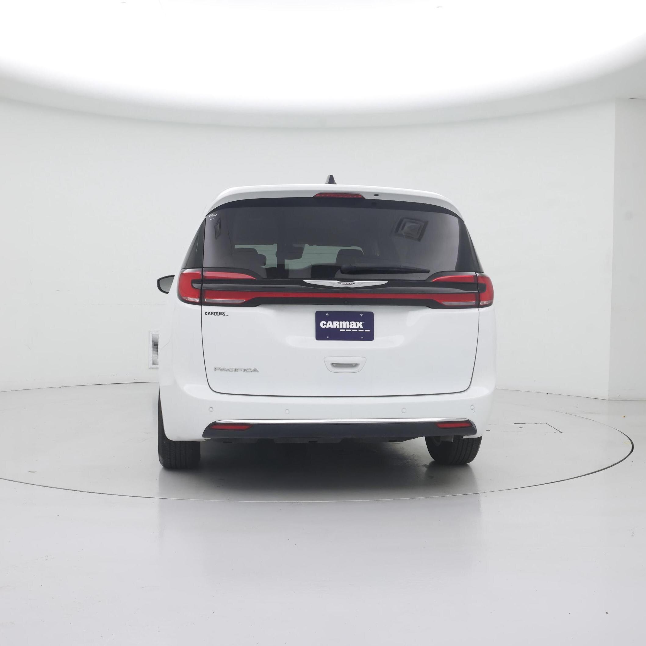 Thumbnail: 2024 Chrysler Pacifica - 6
