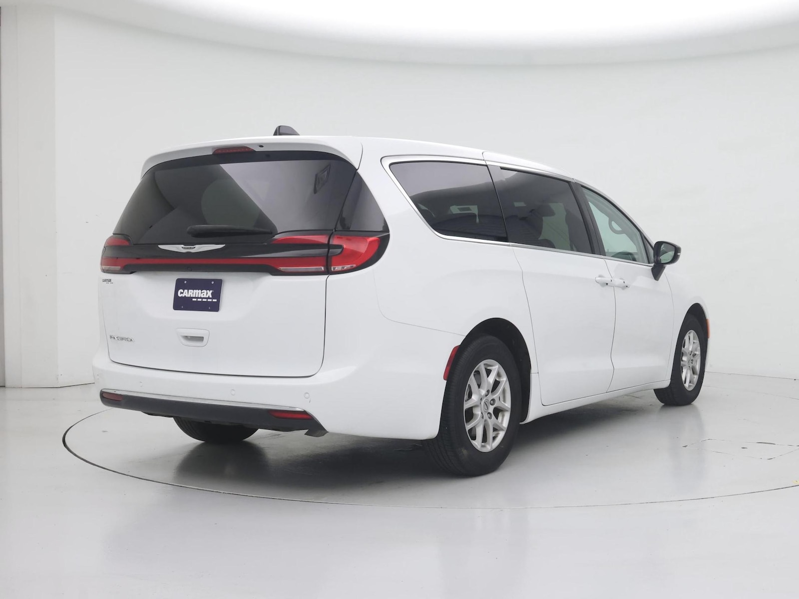 2024 Chrysler Pacifica Touring L - Photo 9