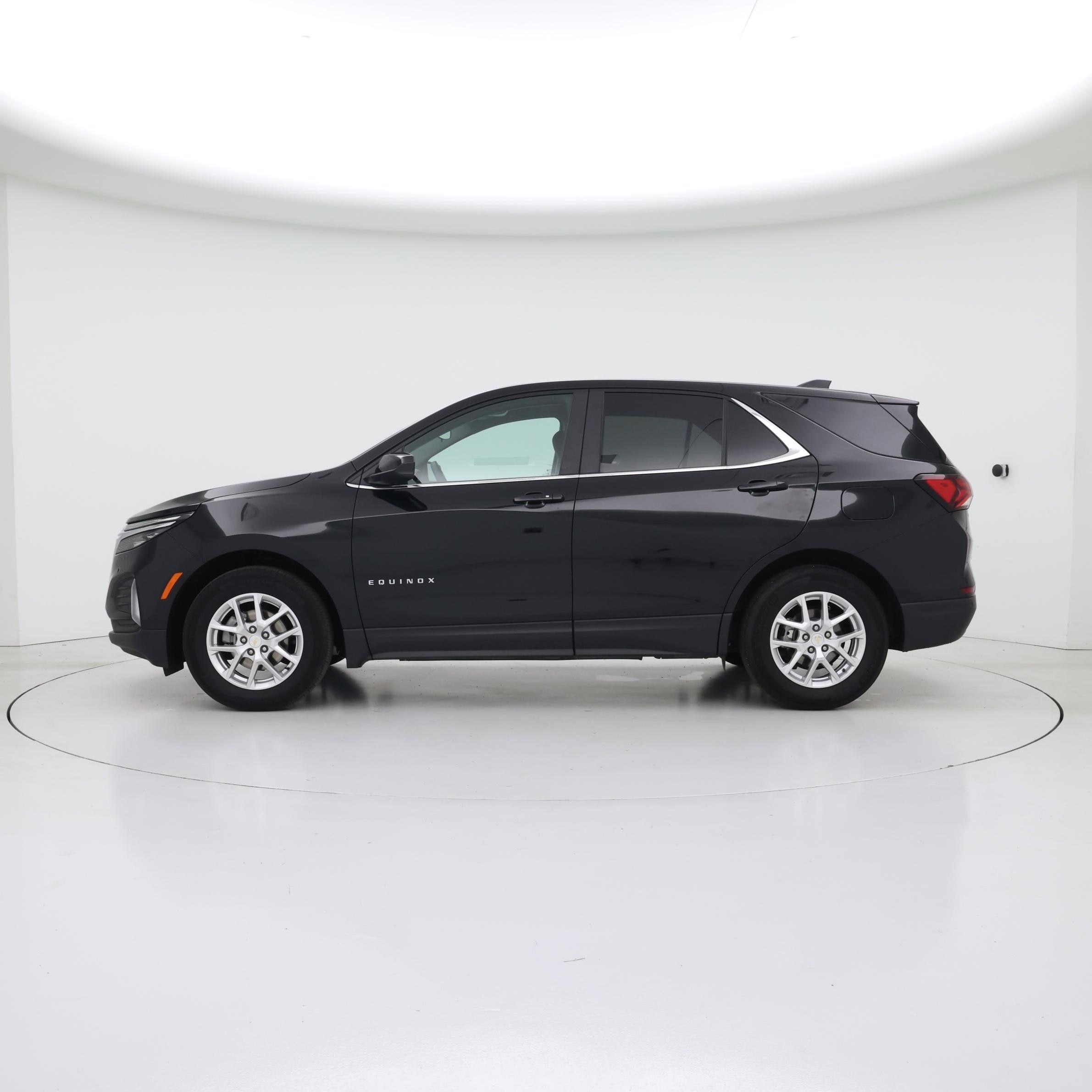 Thumbnail: 2024 Chevrolet Equinox - 3