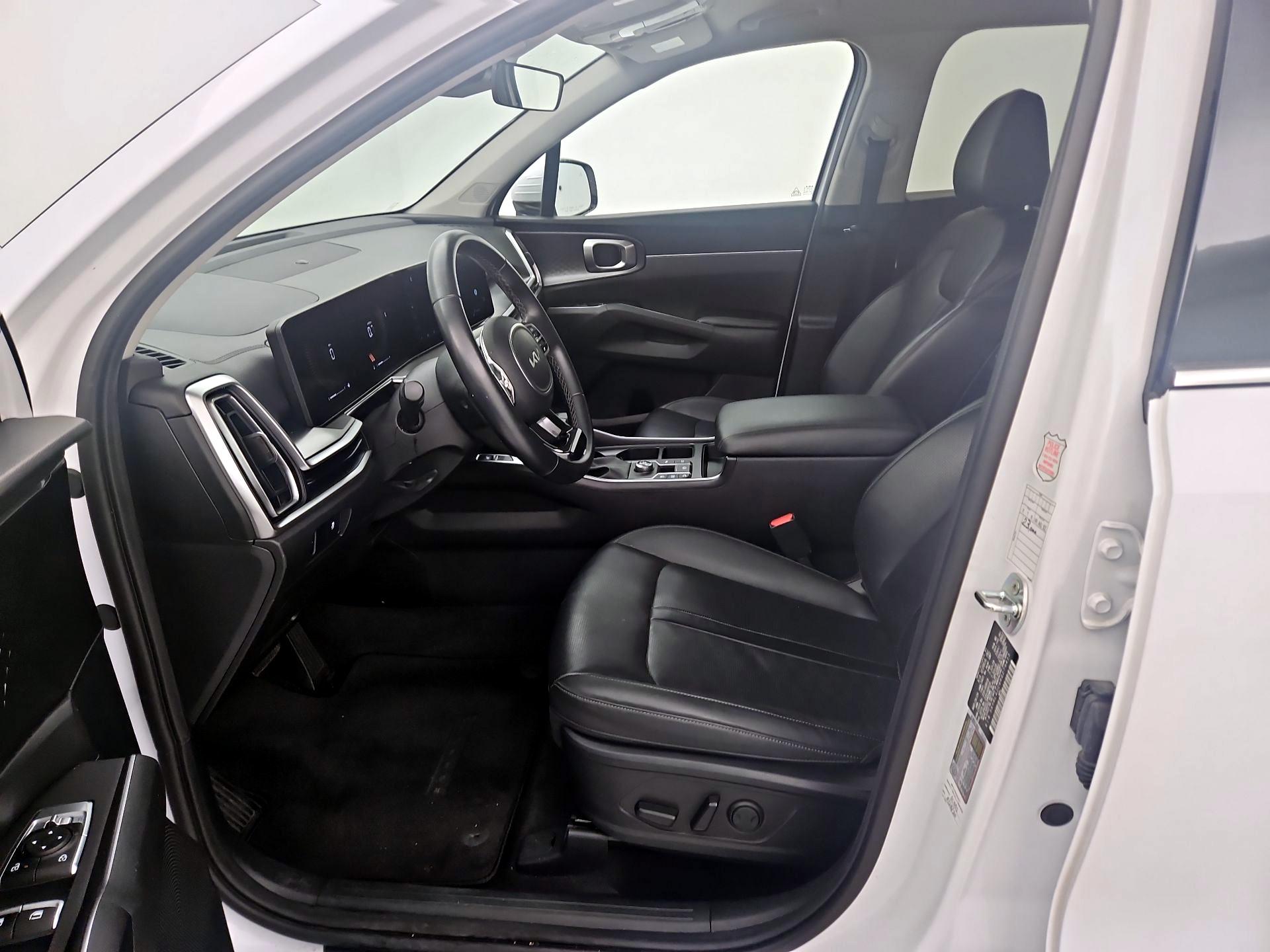 Thumbnail: 2024 Kia Sorento - 11