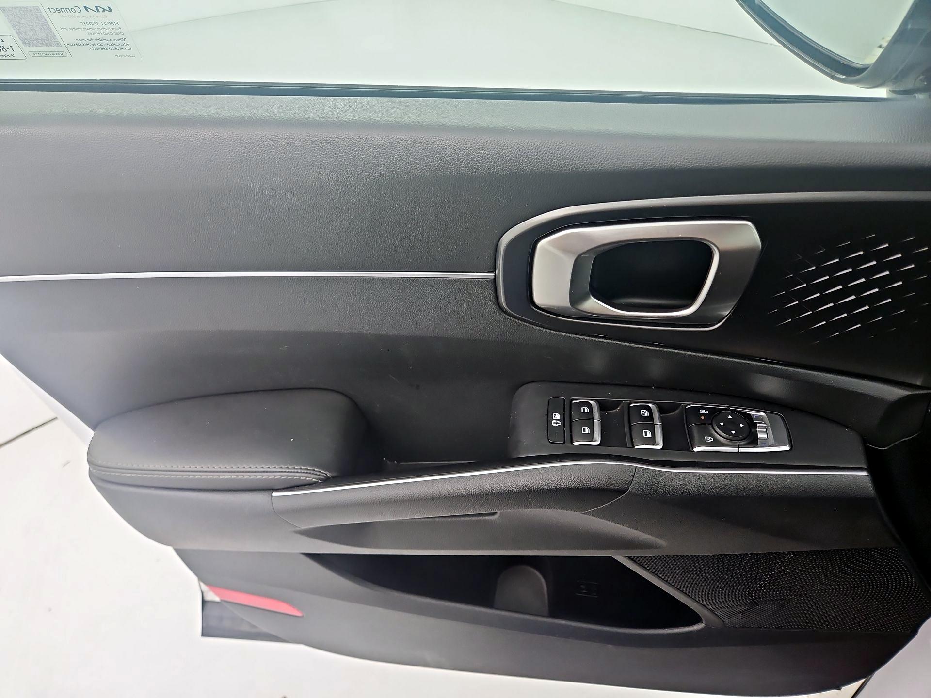 Thumbnail: 2024 Kia Sorento - 12