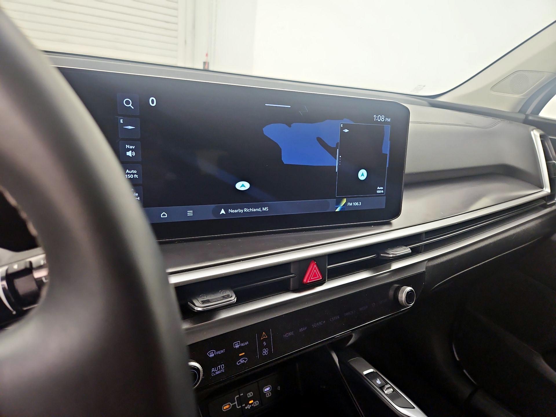 Thumbnail: 2024 Kia Sorento - 14