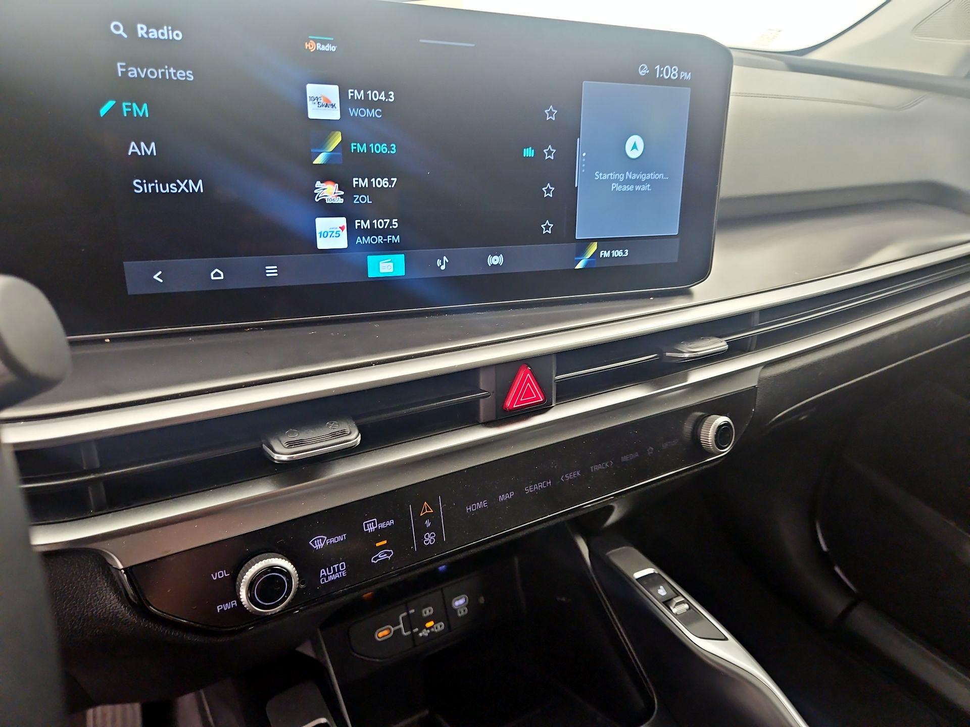 Thumbnail: 2024 Kia Sorento - 16