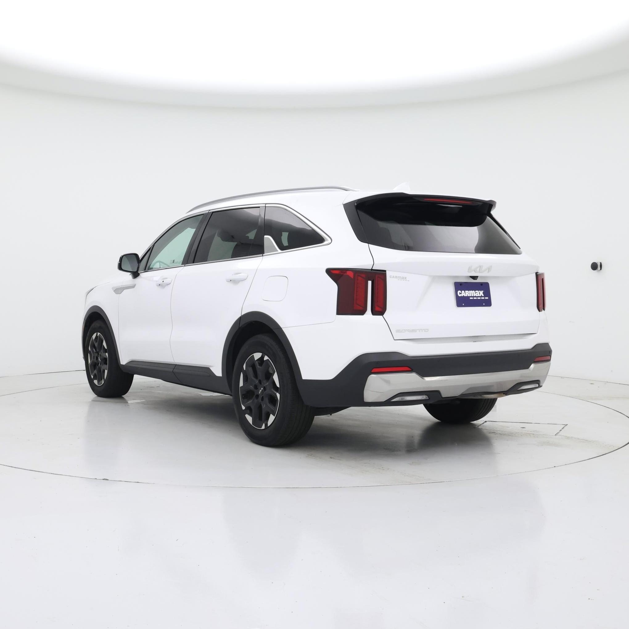 Thumbnail: 2024 Kia Sorento - 2