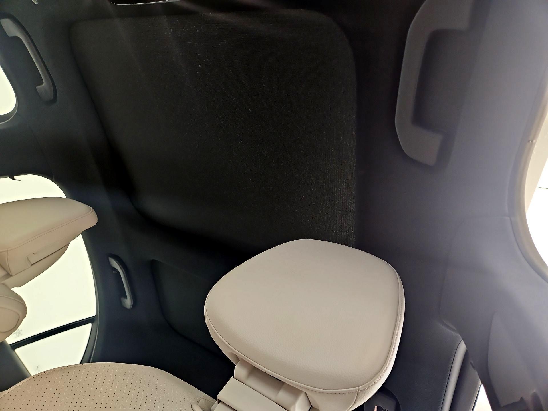 Thumbnail: 2024 Mercedes-Benz C-Class - 20