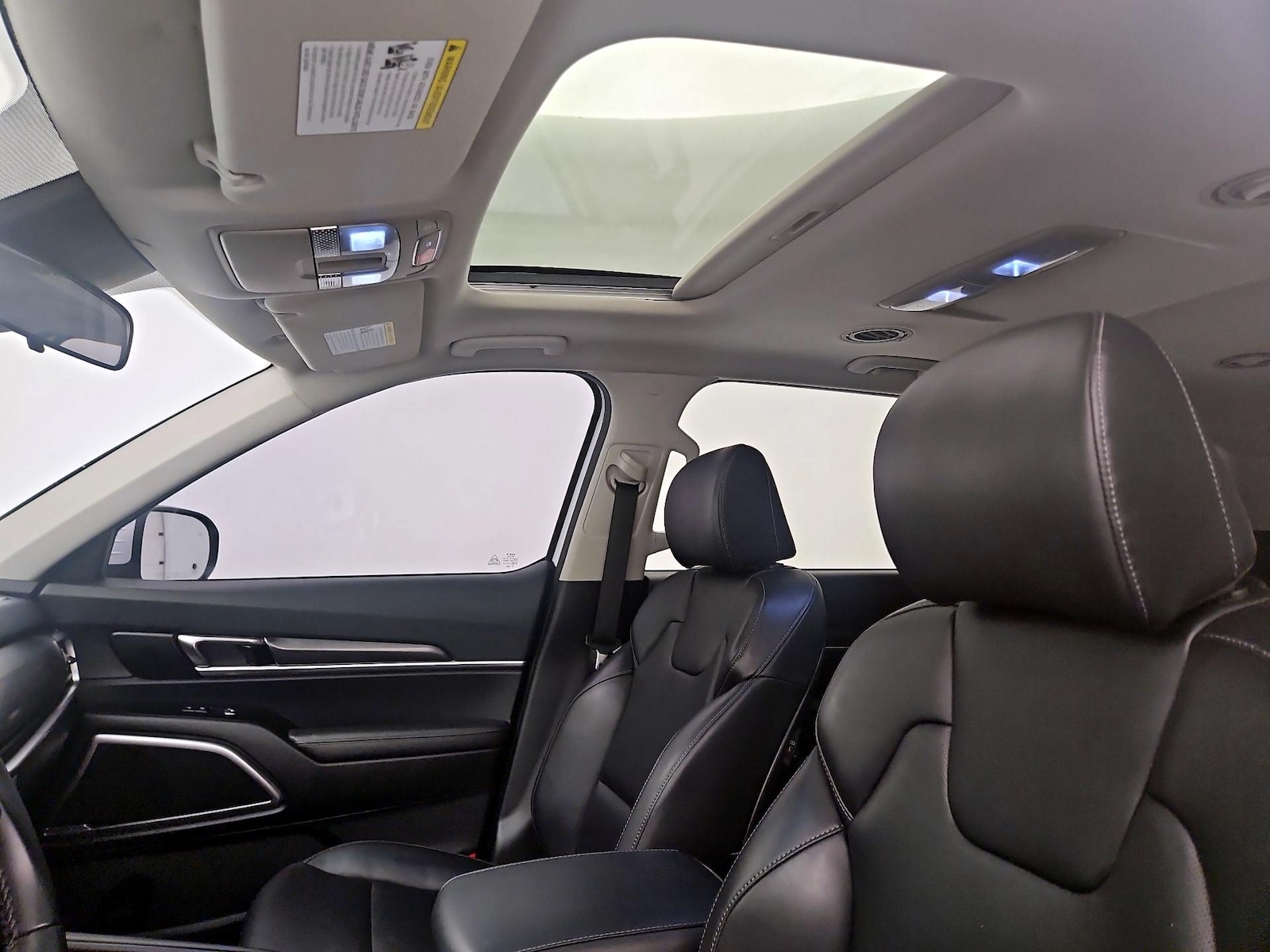 2024 Kia Telluride S - Photo 21