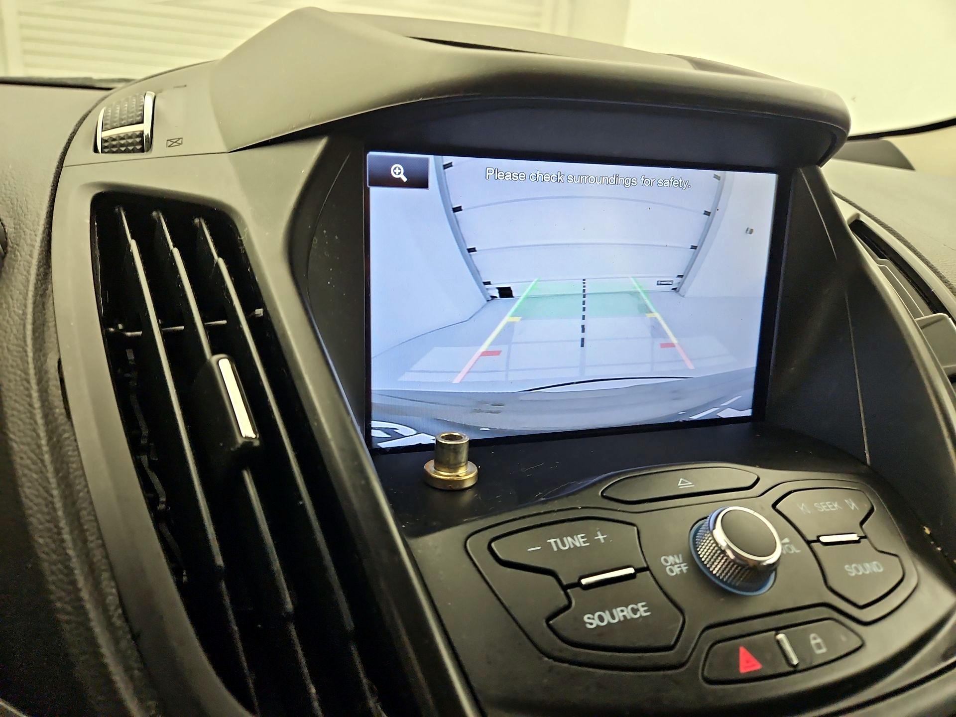 Thumbnail: 2014 Ford Escape - 14
