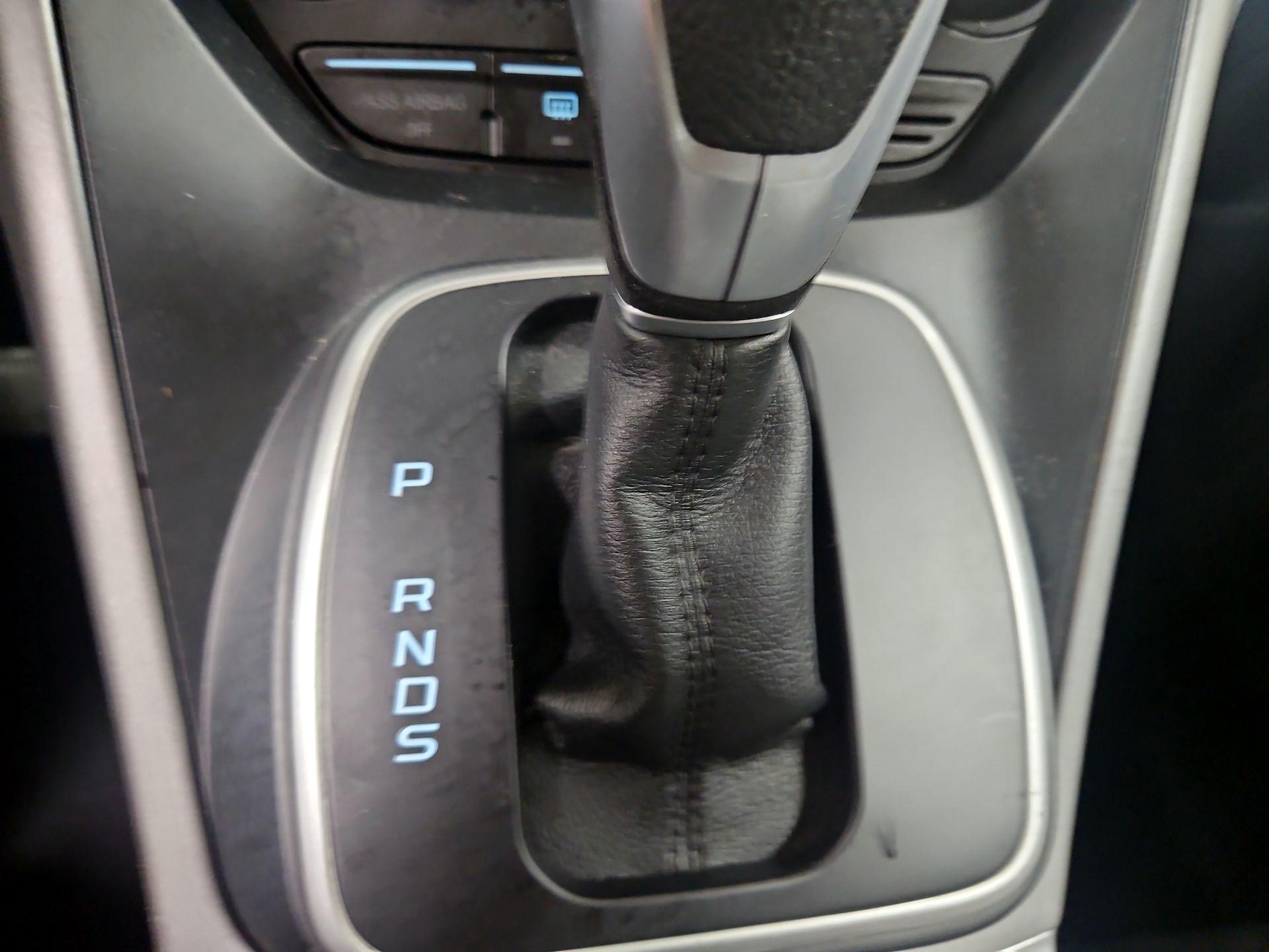 Thumbnail: 2014 Ford Escape - 17