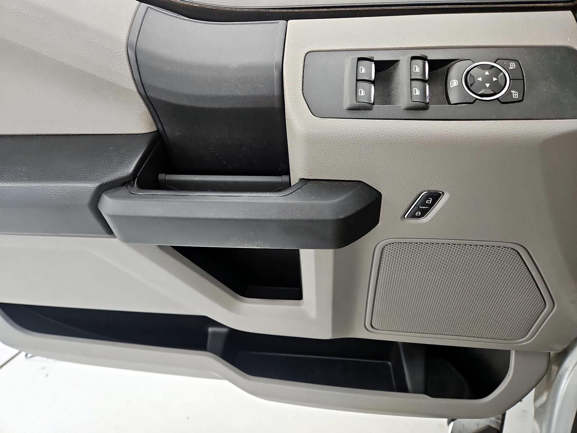 Thumbnail: 2017 Ford F-250 - 12