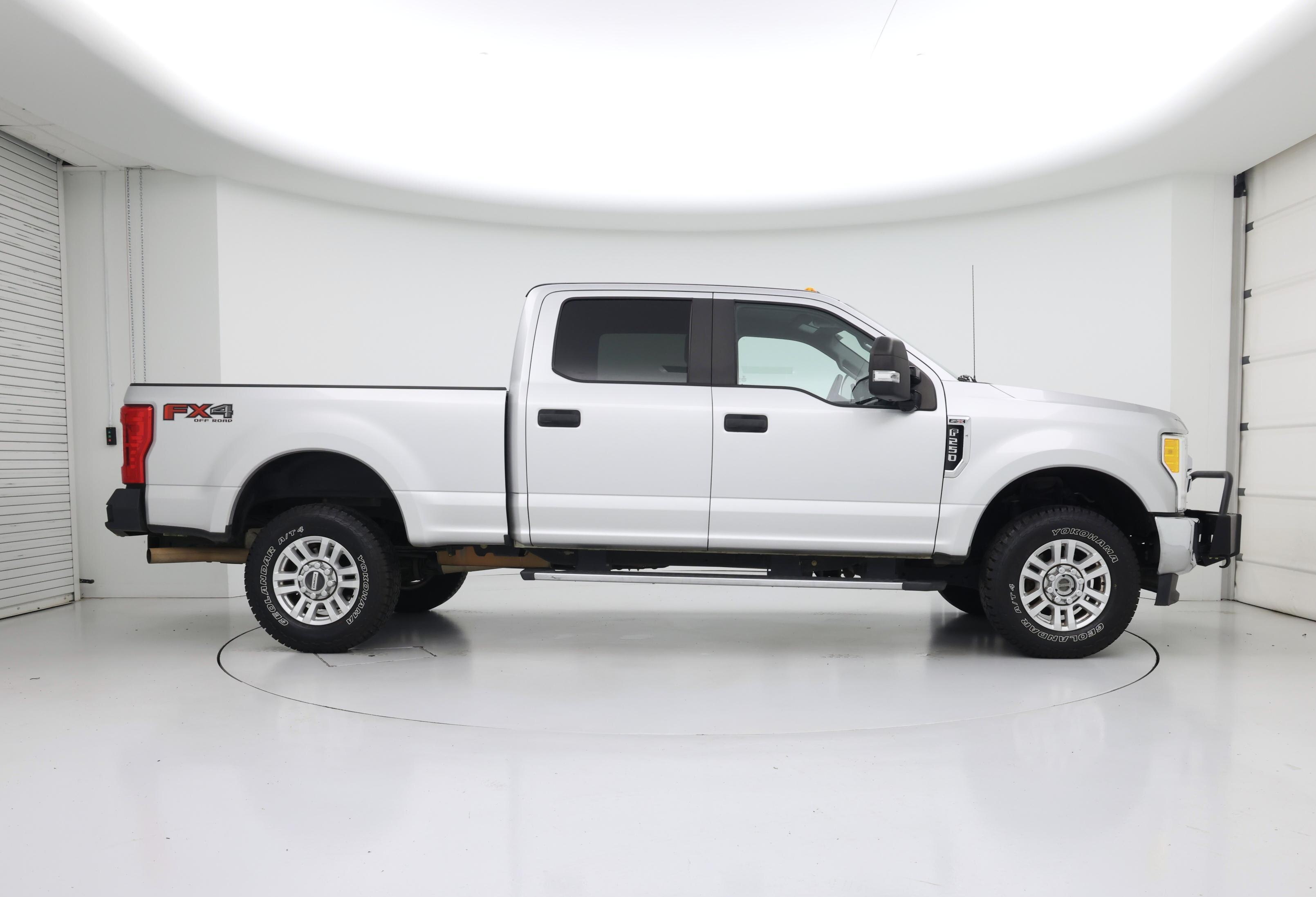 Thumbnail: 2017 Ford F-250 - 7