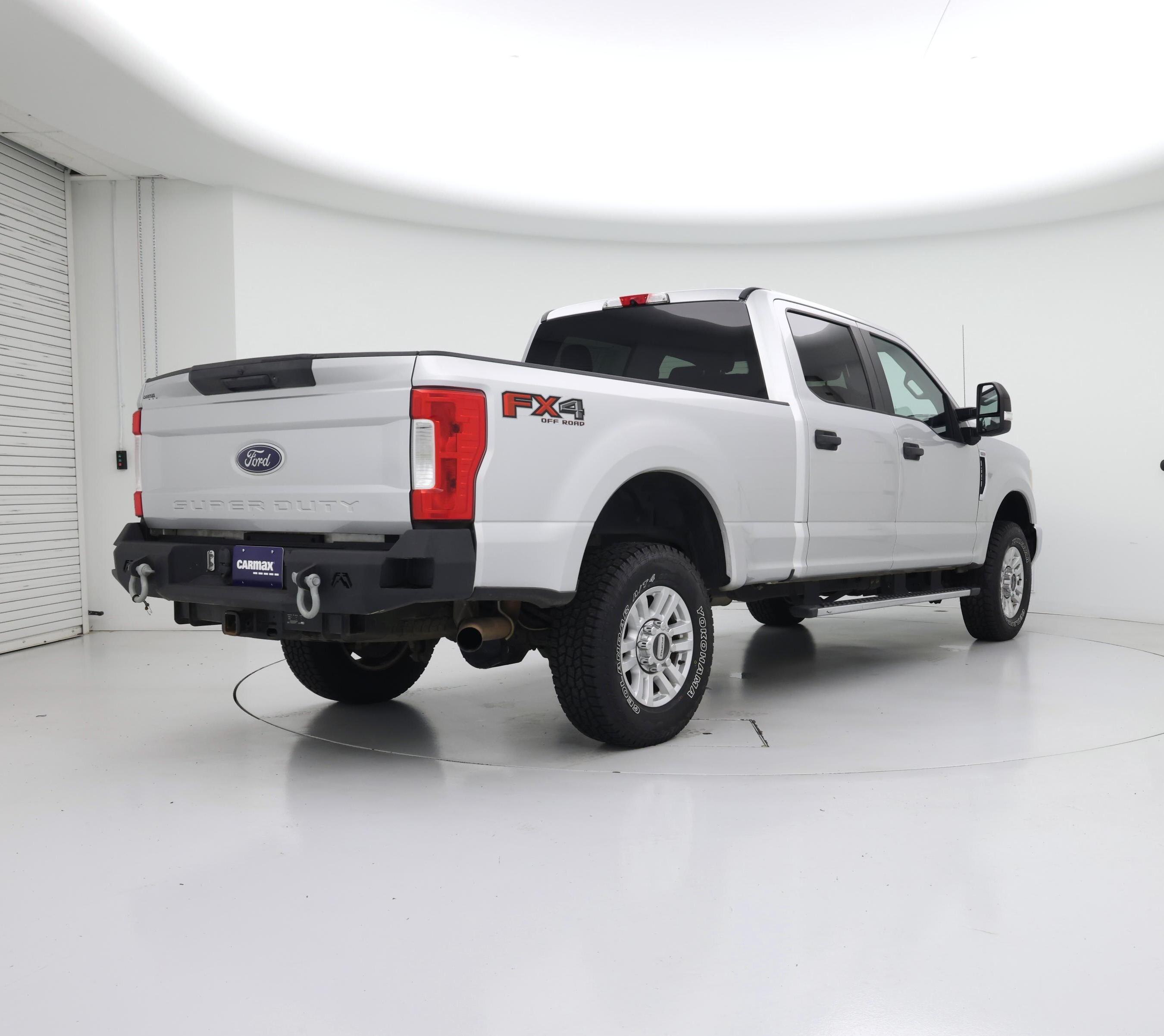 Thumbnail: 2017 Ford F-250 - 8