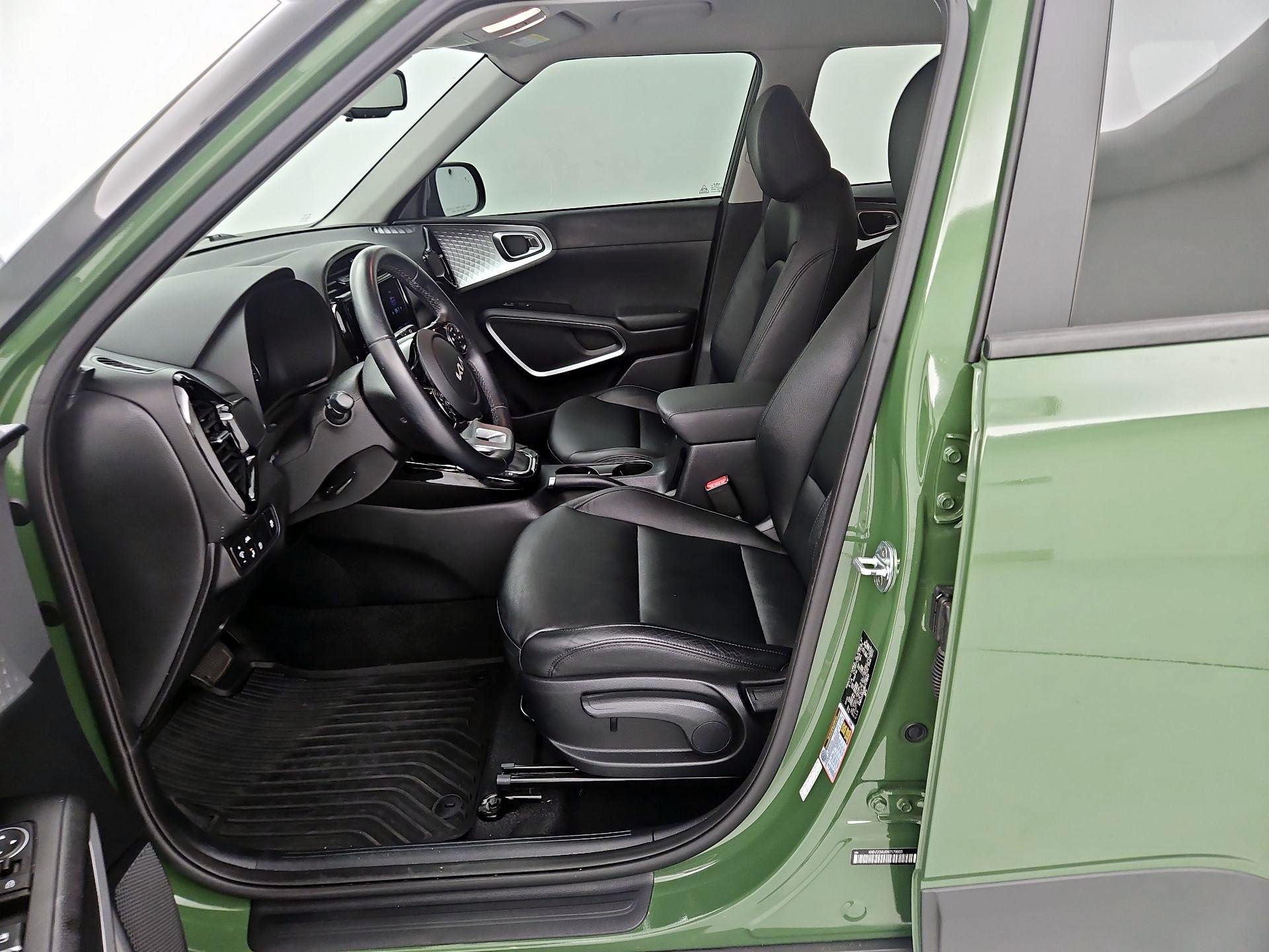 Thumbnail: 2022 Kia Soul - 11