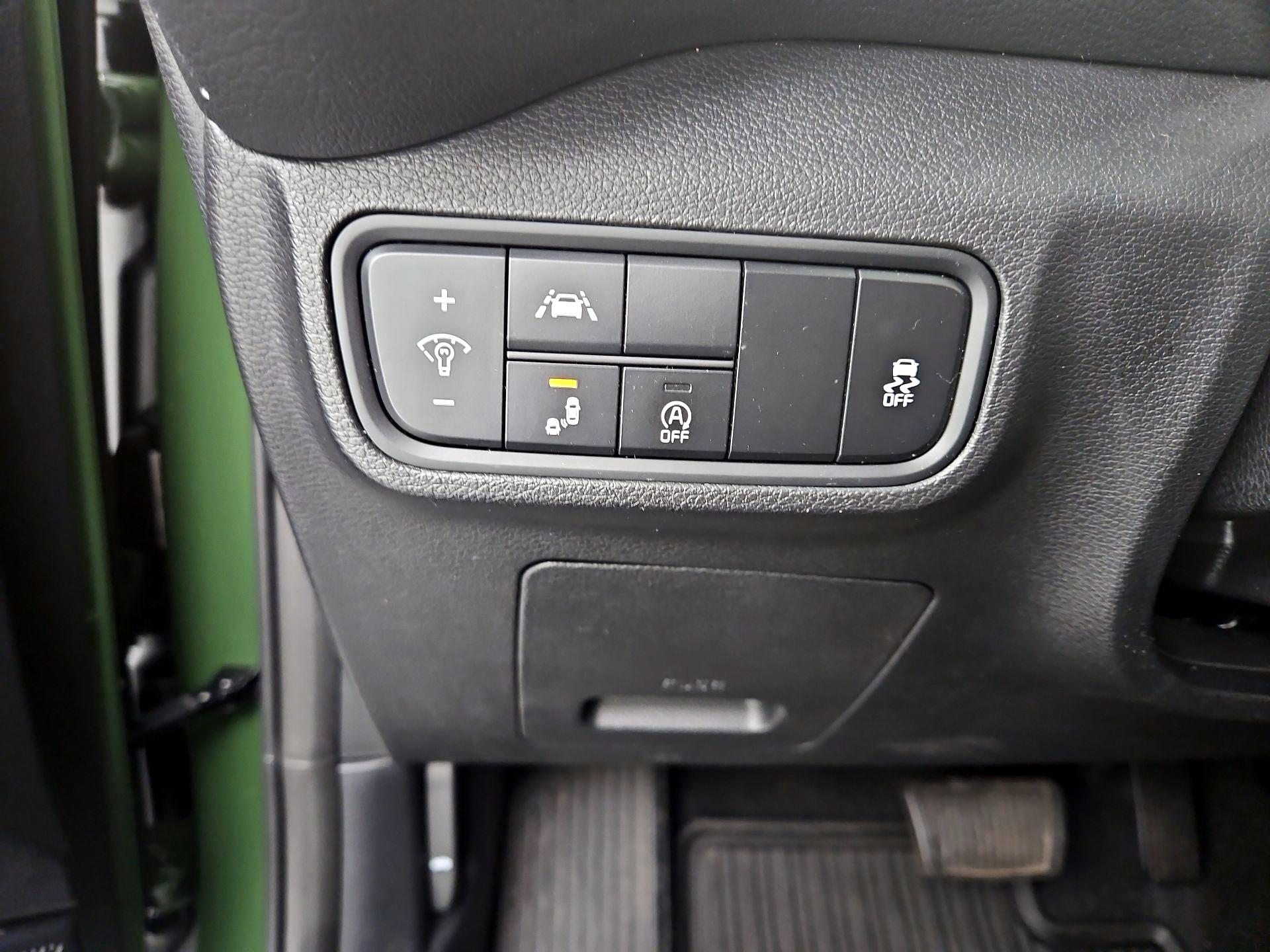 Thumbnail: 2022 Kia Soul - 13