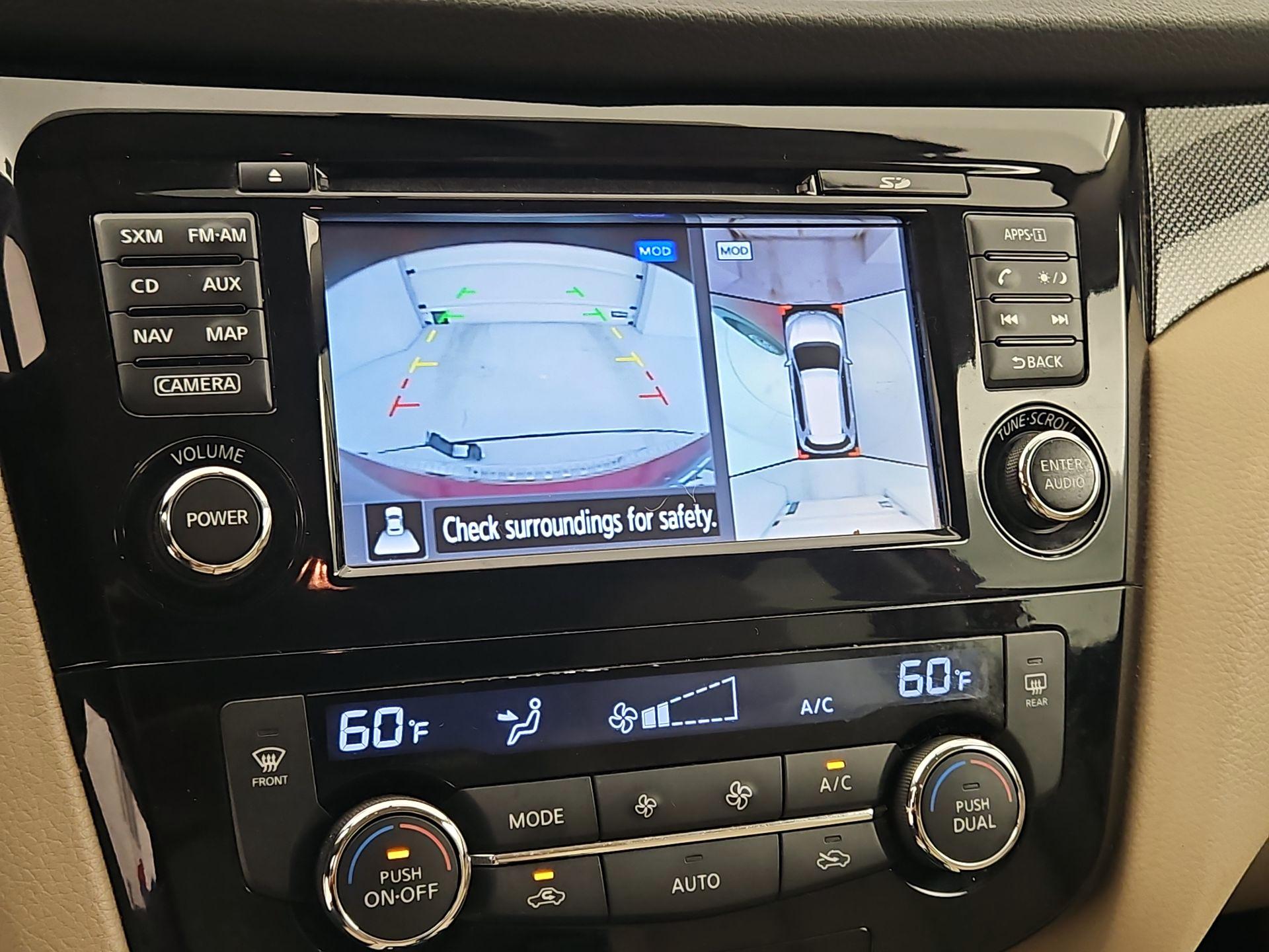Thumbnail: 2016 Nissan Rogue - 15