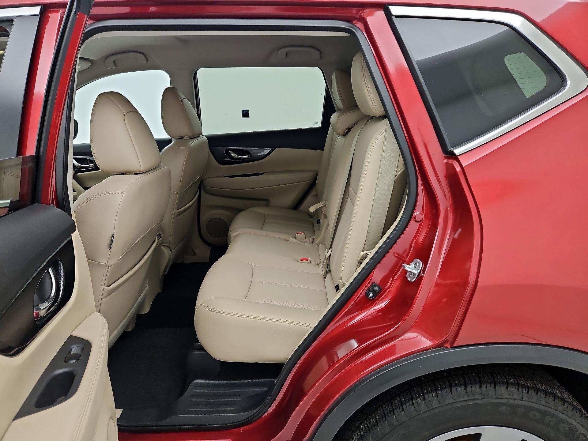 Thumbnail: 2016 Nissan Rogue - 20