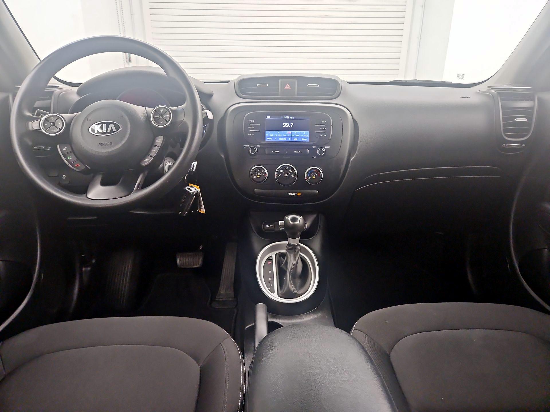 Thumbnail: 2017 Kia Soul - 9