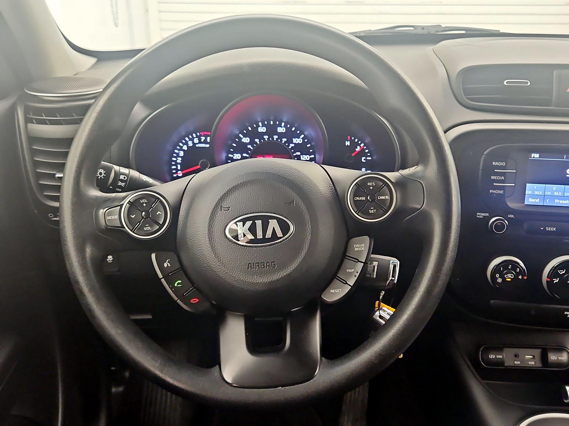 Thumbnail: 2017 Kia Soul - 10