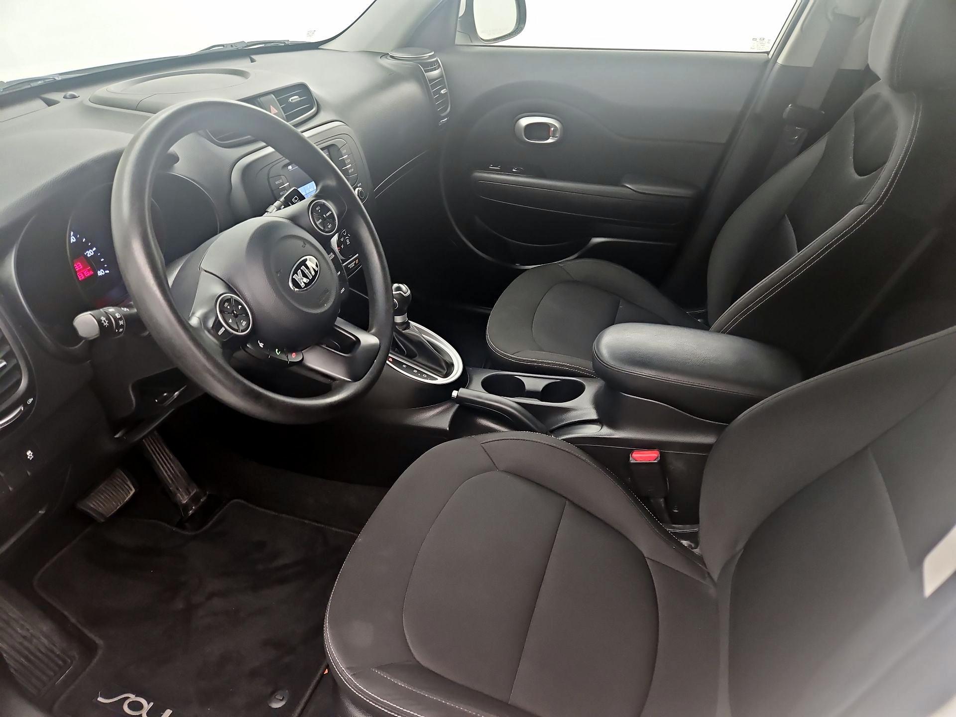 Thumbnail: 2017 Kia Soul - 11