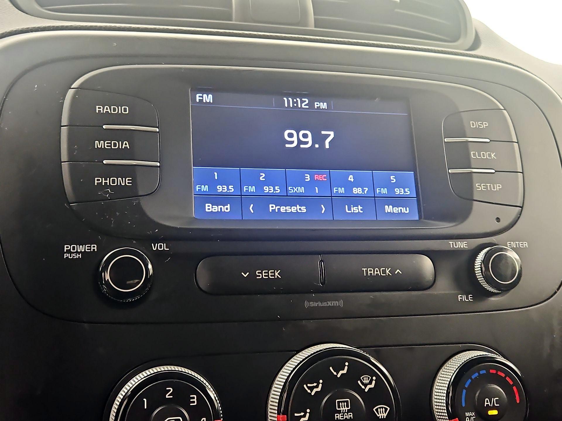 Thumbnail: 2017 Kia Soul - 15