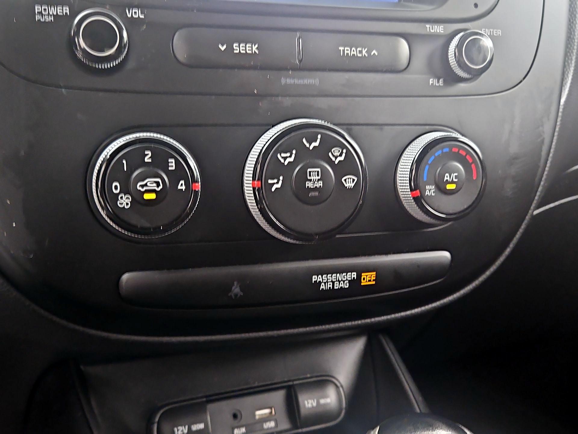 Thumbnail: 2017 Kia Soul - 16