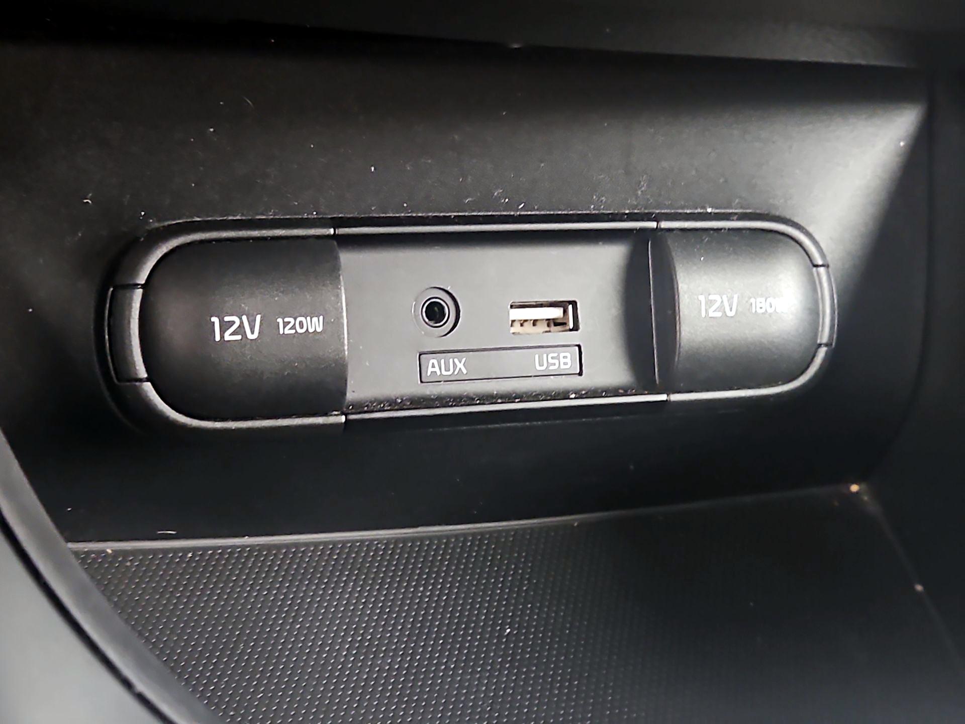 Thumbnail: 2017 Kia Soul - 18