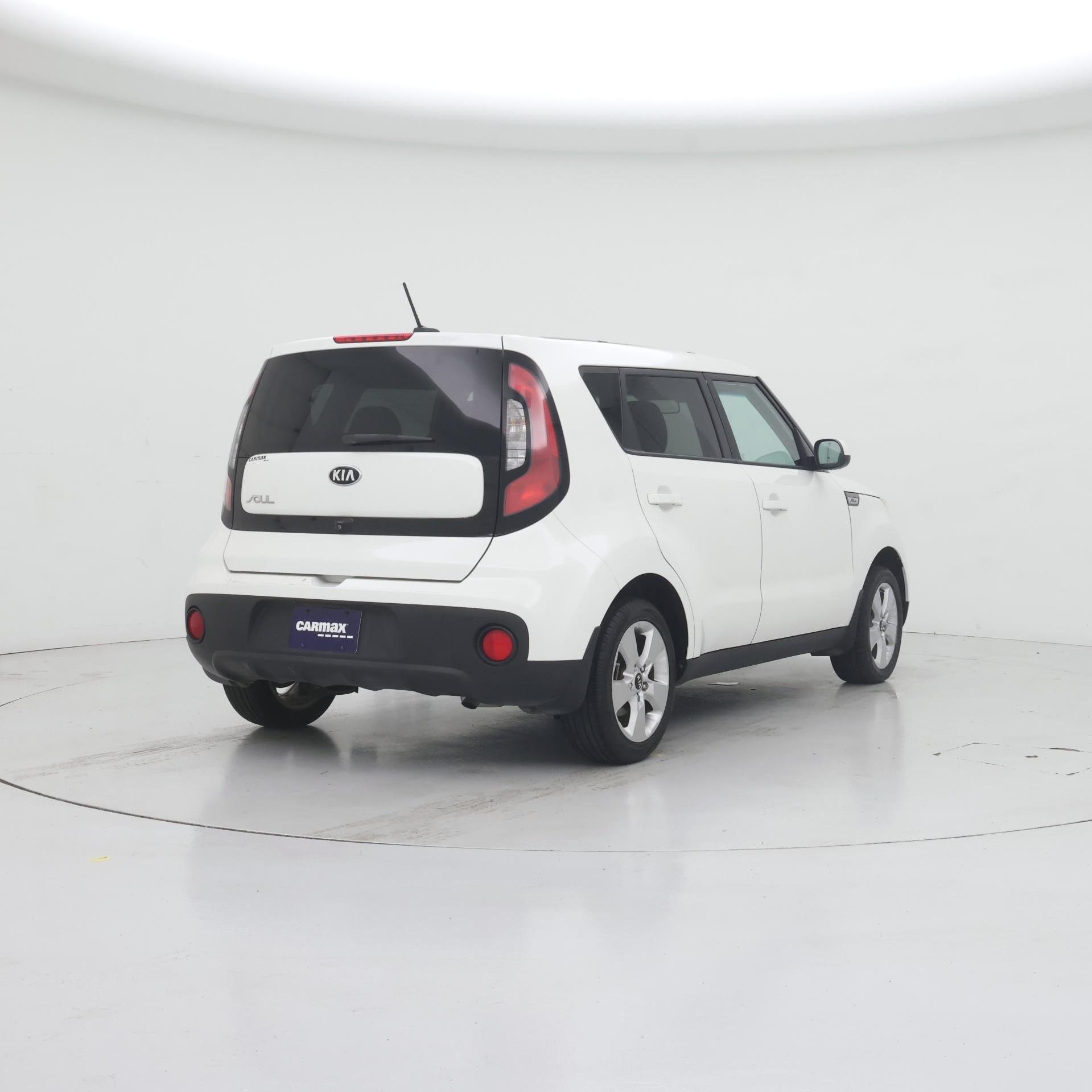 Thumbnail: 2017 Kia Soul - 8