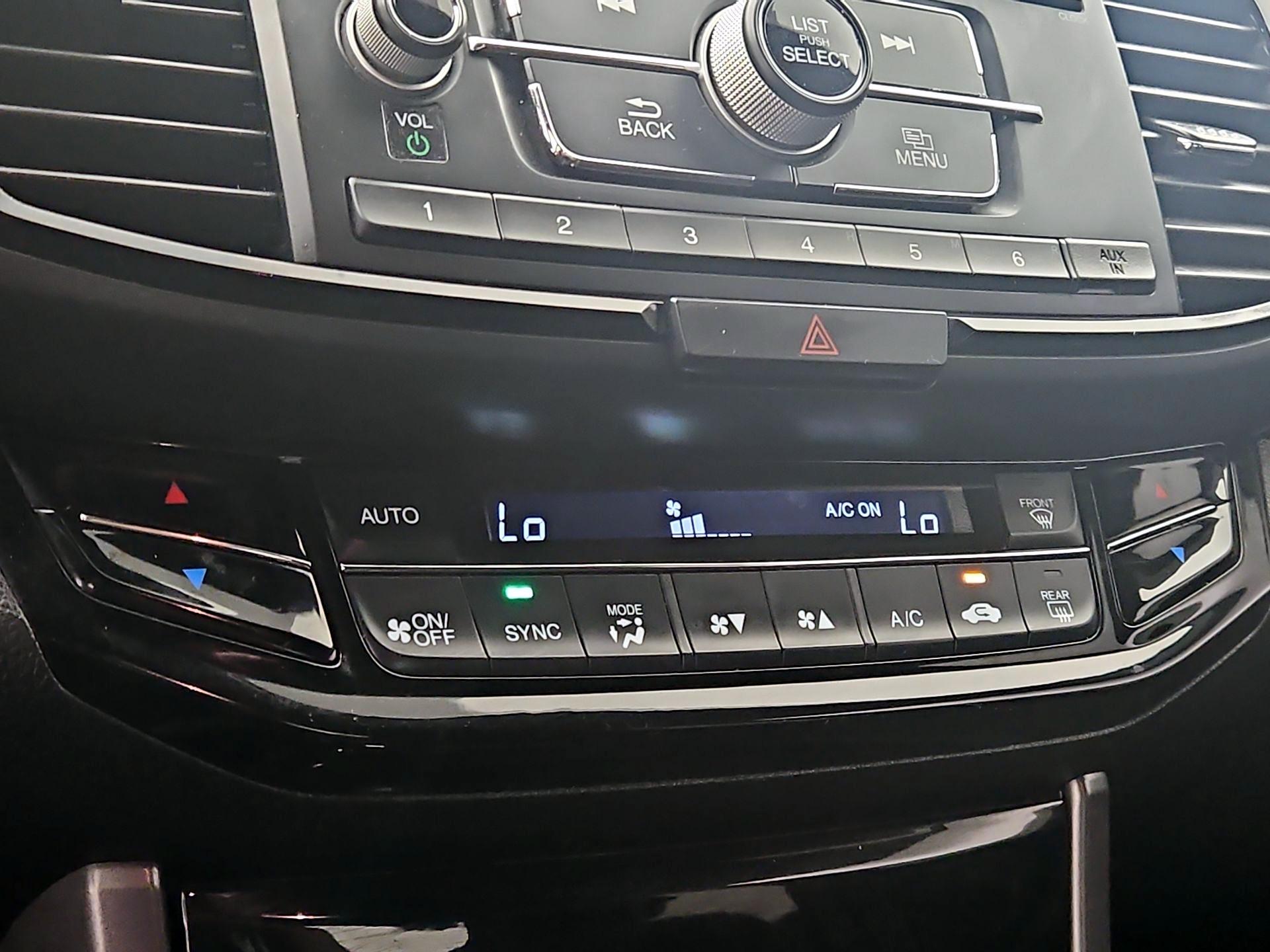 Thumbnail: 2016 Honda Accord - 16