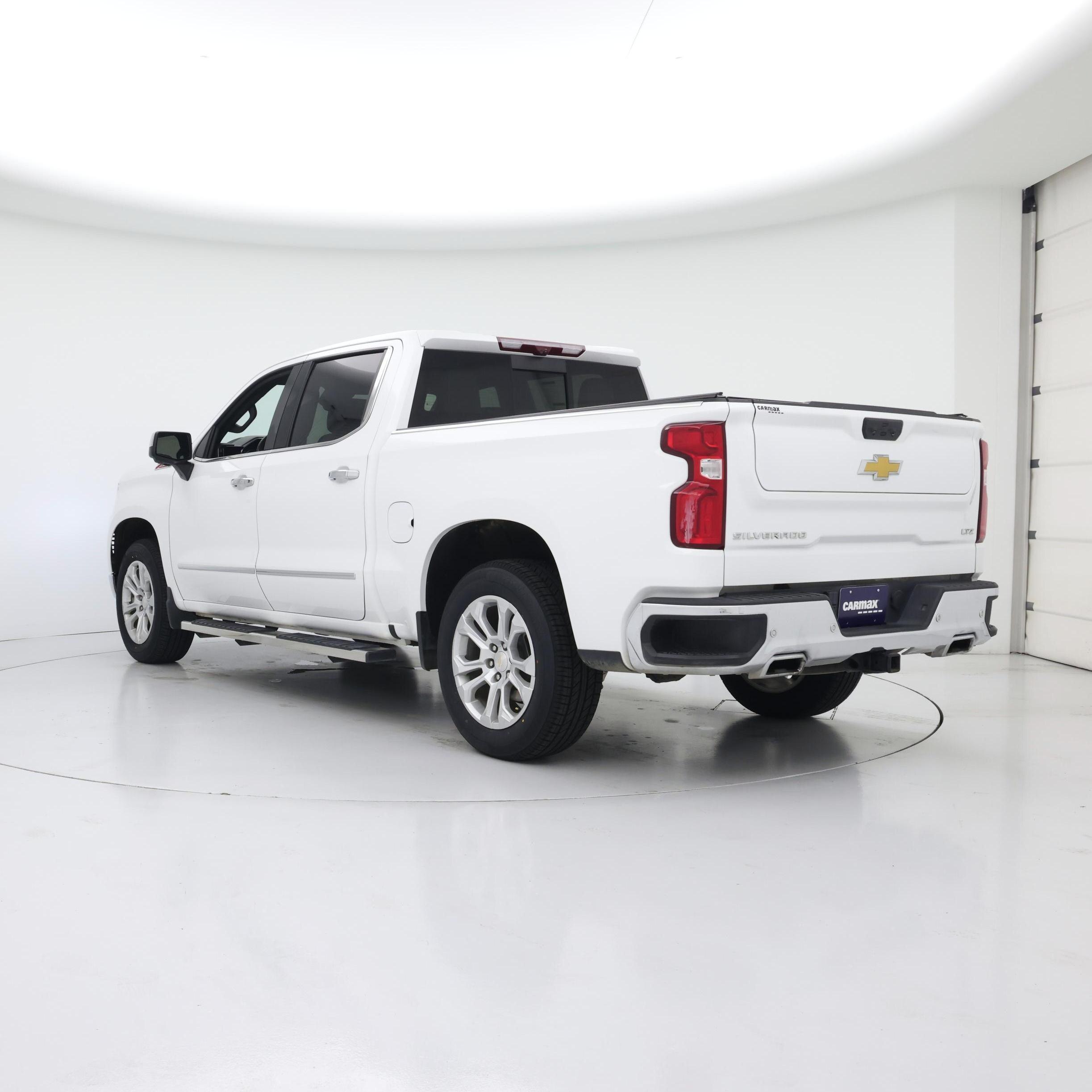 Thumbnail: 2022 Chevrolet Silverado 1500 - 2