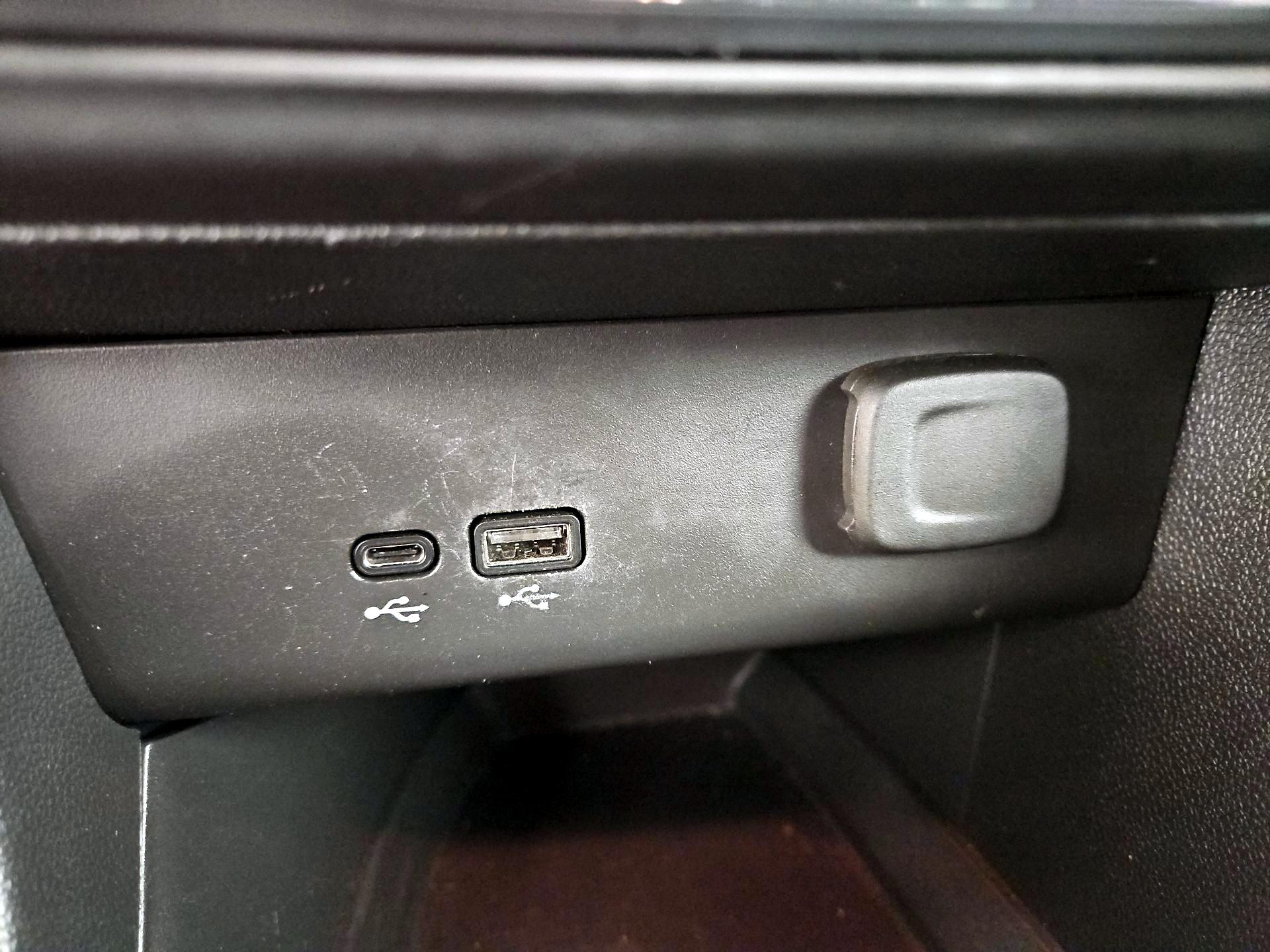 Thumbnail: 2024 Buick Encore GX - 18