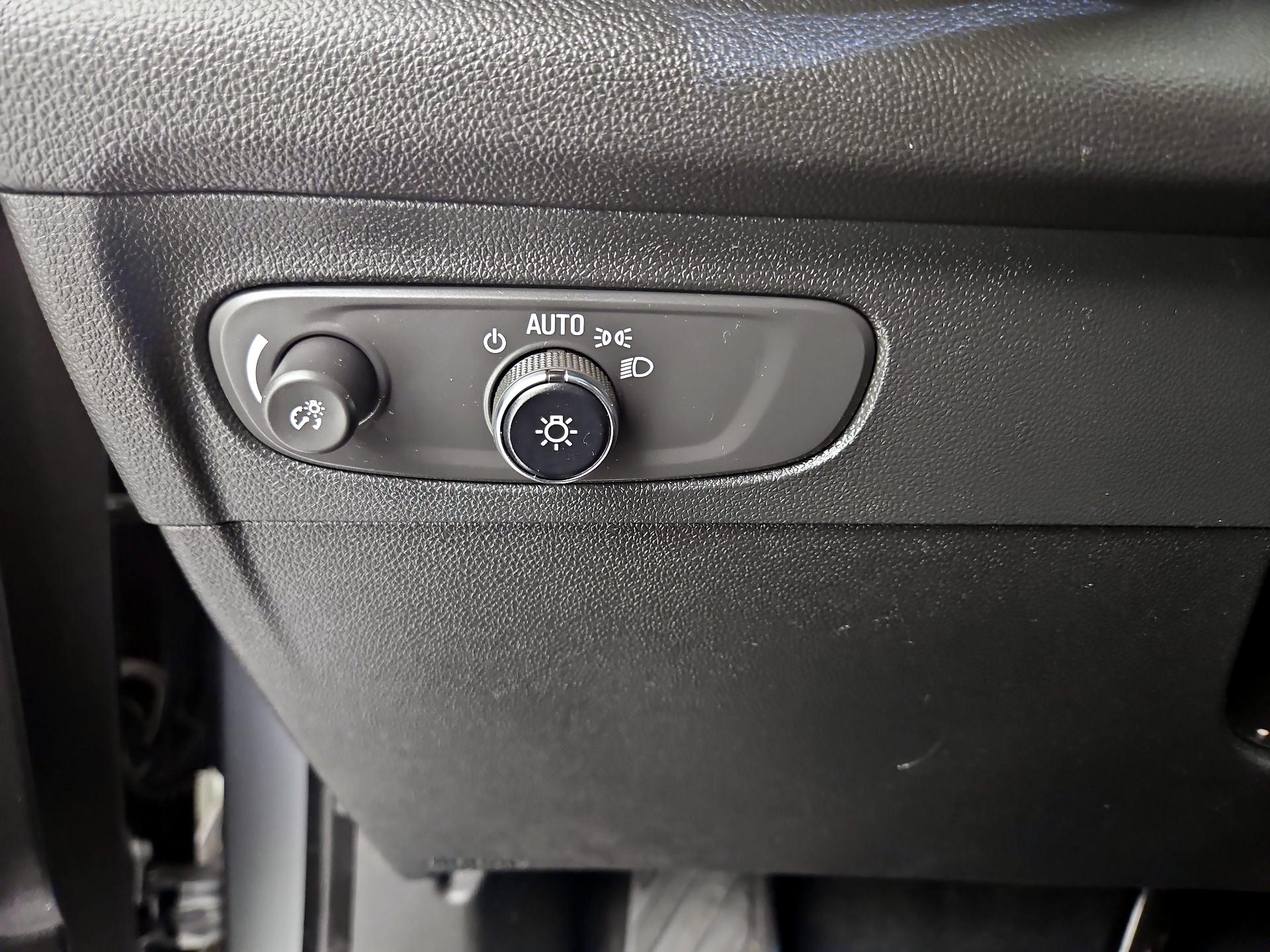 Thumbnail: 2023 Buick Envision - 13