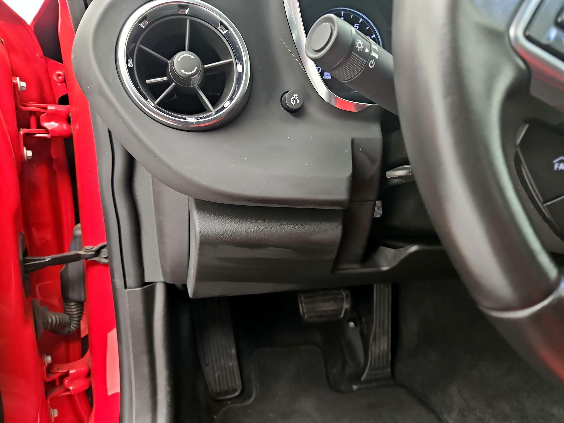 Thumbnail: 2021 Chevrolet Camaro - 13