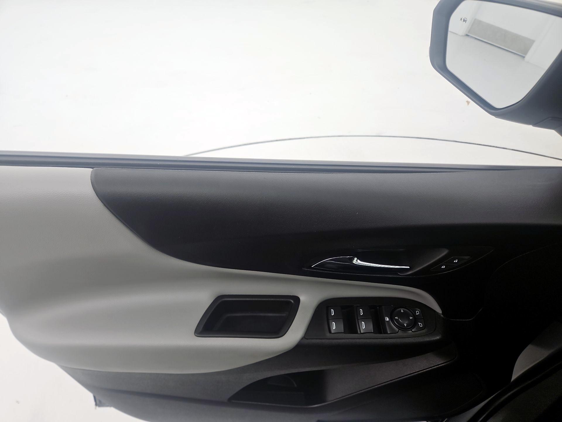Thumbnail: 2023 Chevrolet Equinox - 12