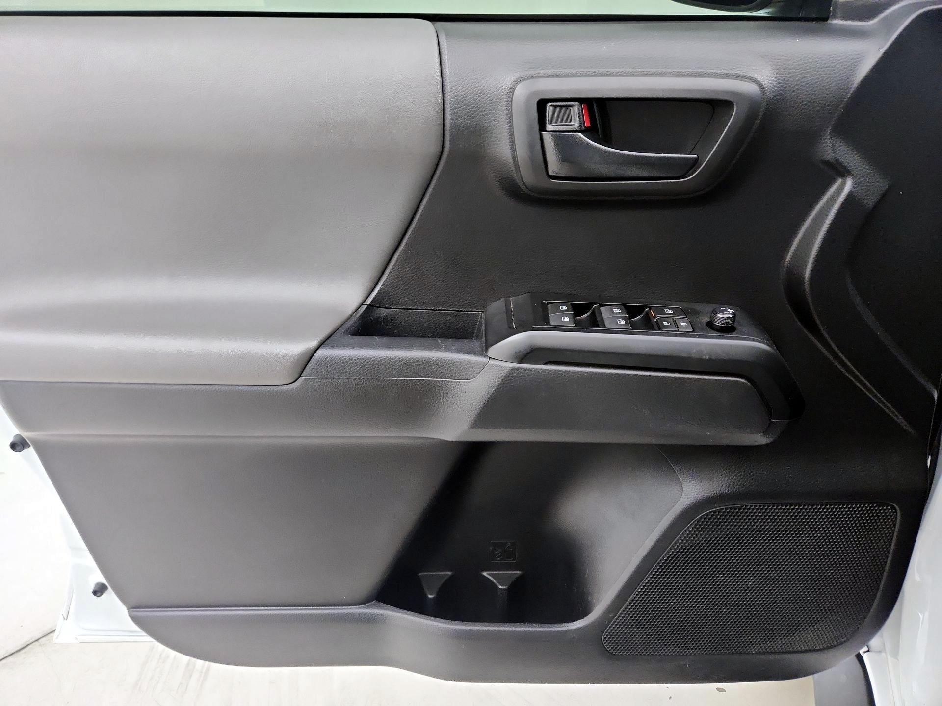 Thumbnail: 2023 Toyota Tacoma - 12